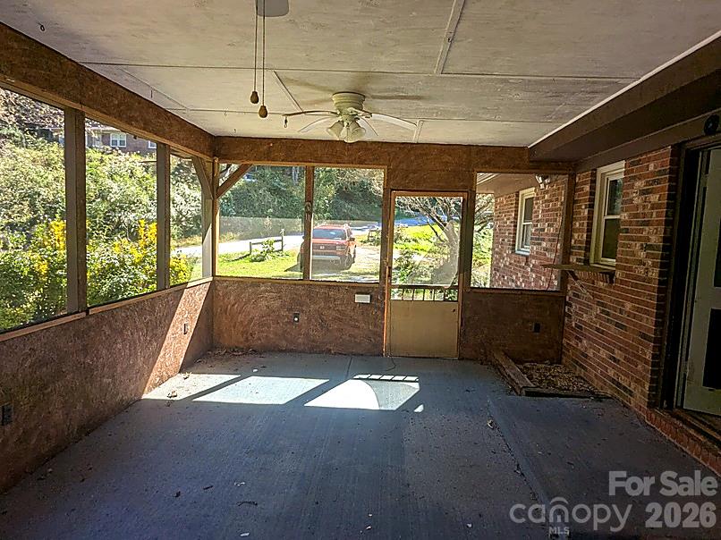 Single Family Residence at 90 Pittman Road, Fletcher, photo 2 of 25