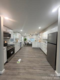 Digitally Enhanced Kitchen - 282 Dixon Road, Lancaster