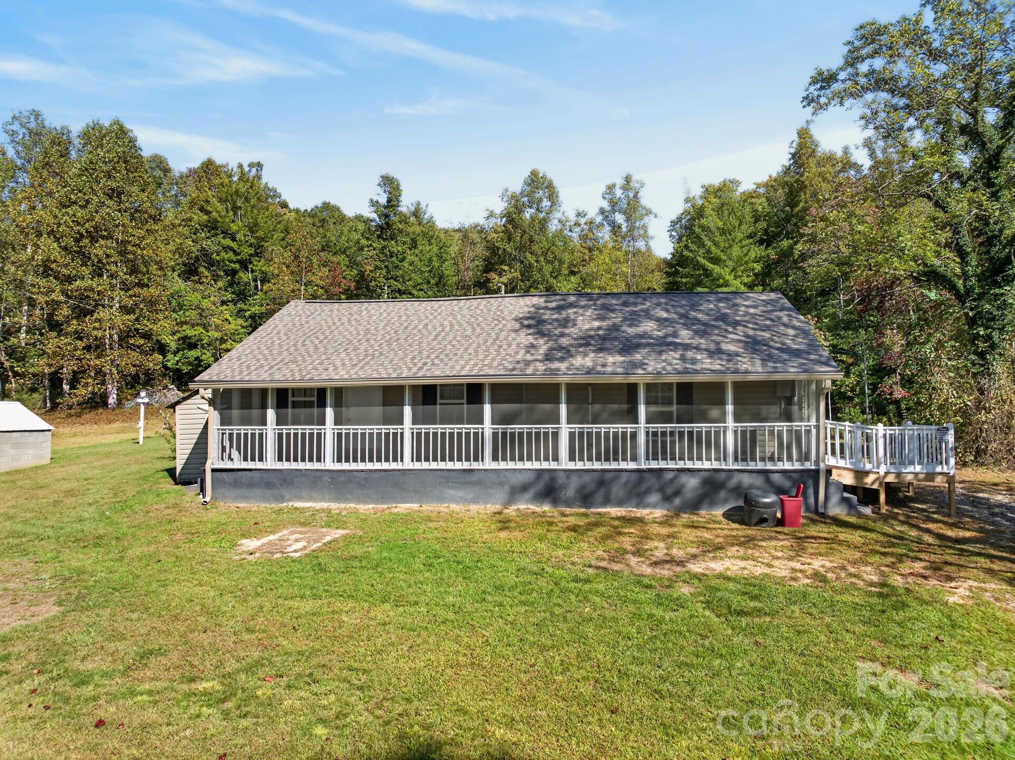 Single Family Residence at 2805 H T Road, Lenoir, photo 2 of 38