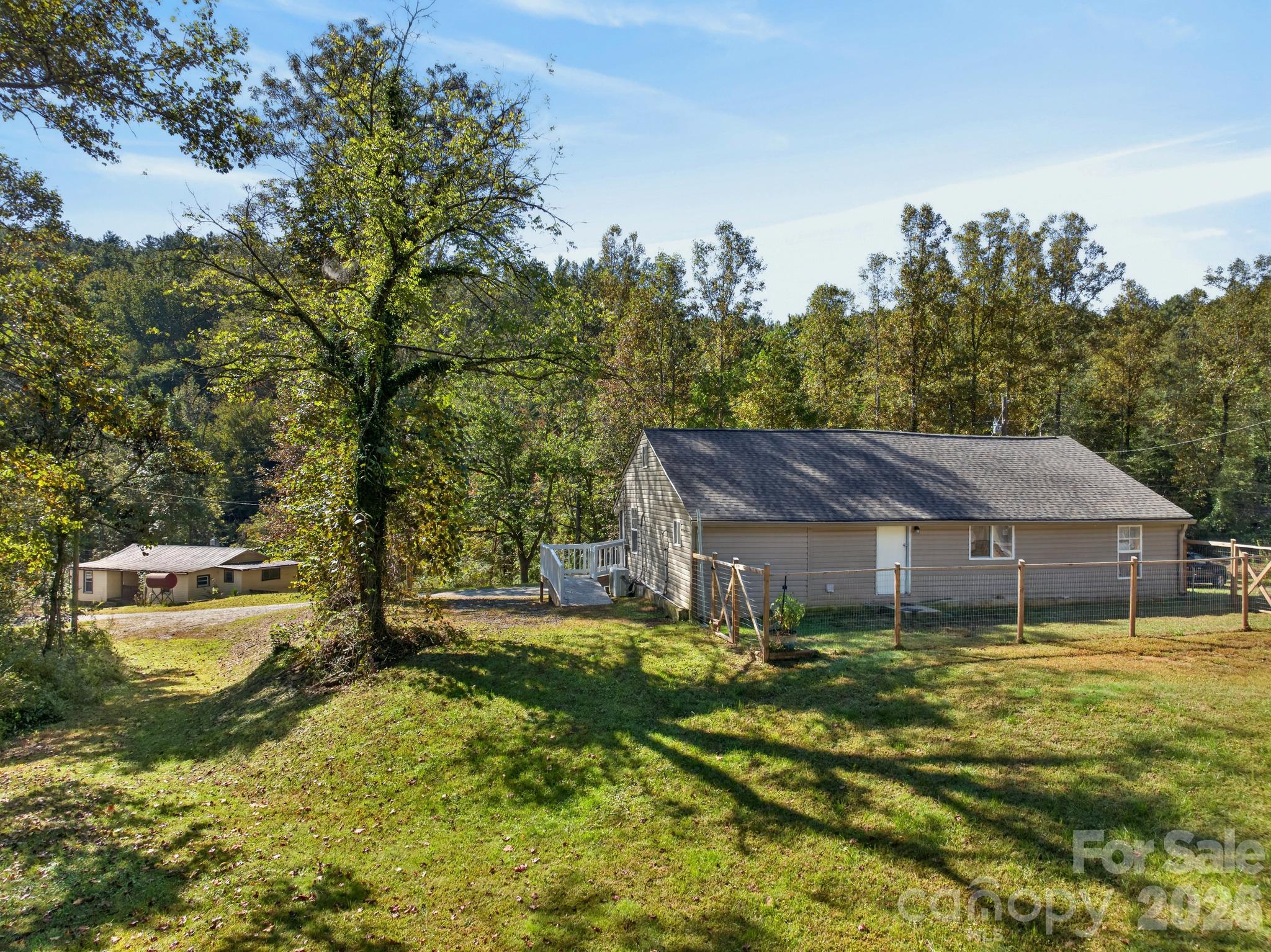 Single Family Residence at 2805 H T Road, Lenoir, photo 31 of 38