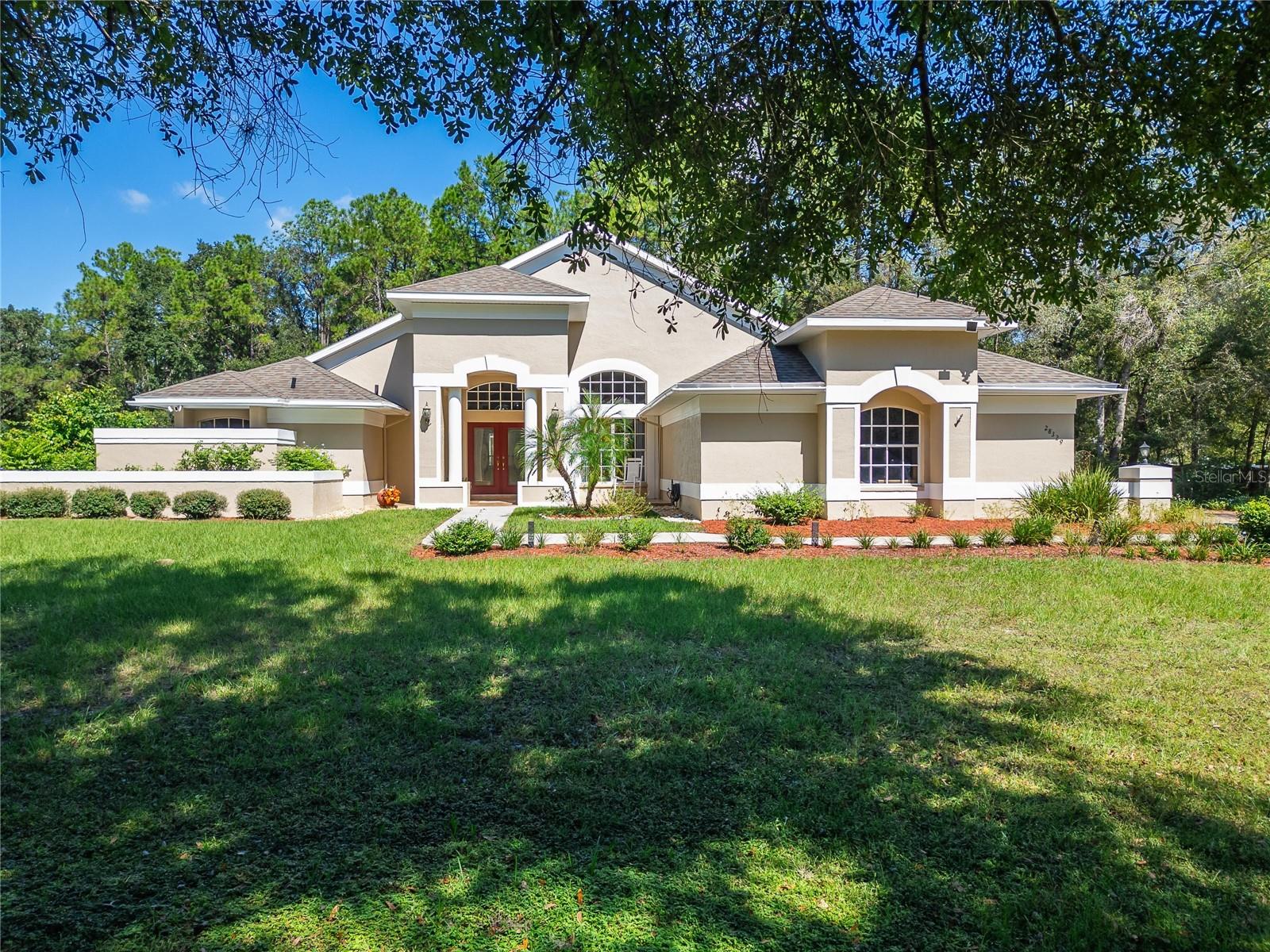 28329 LINDENHURST DR