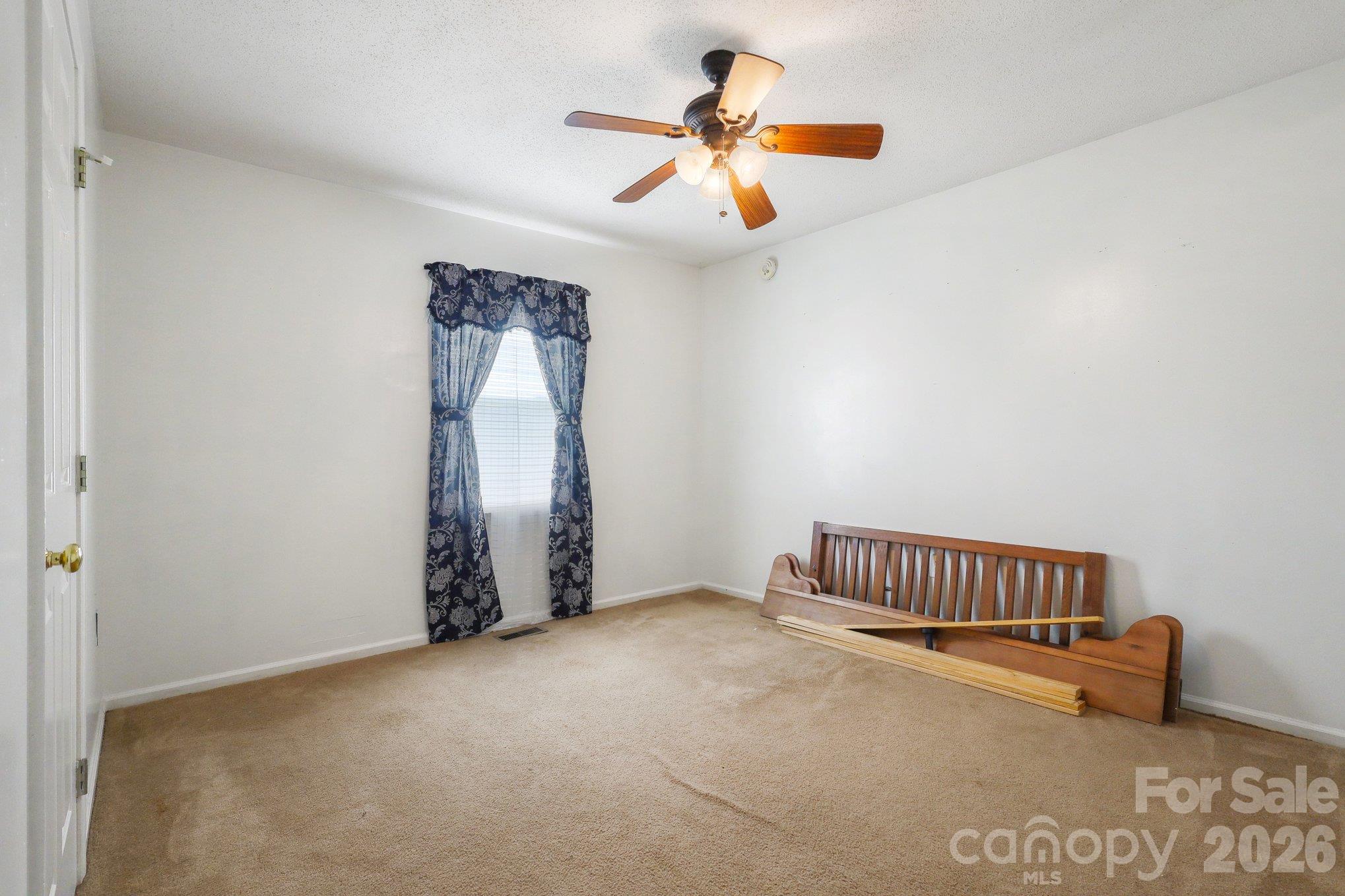 Single Family Residence at 938 Lyndsey Brooke Court, Lincolnton, photo 6 of 11