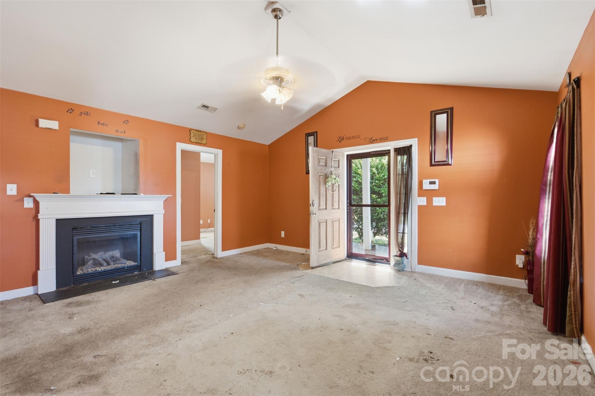Virtually Decluttered - 160 Tarrington Drive, Statesville