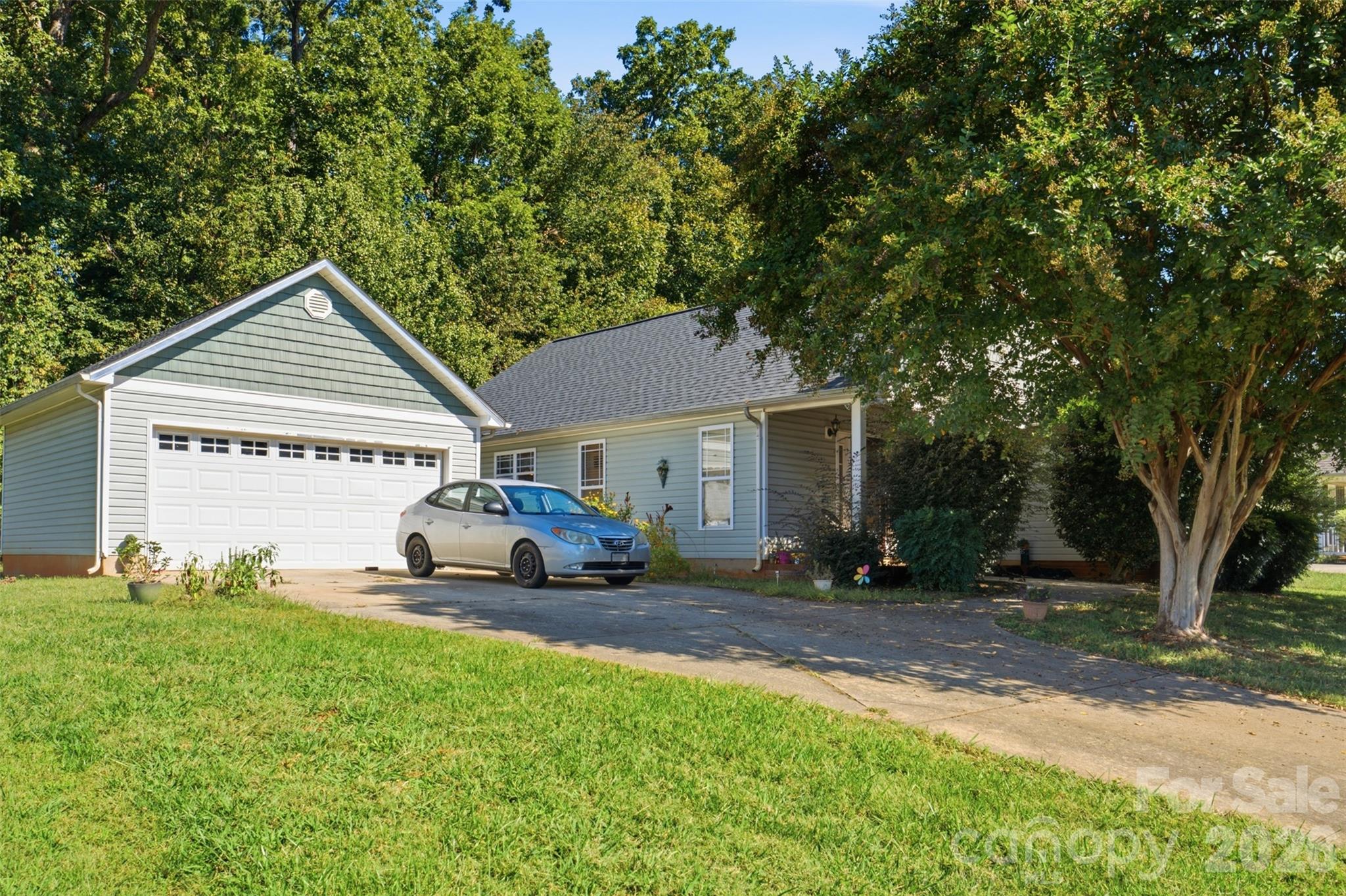 Single Family Residence at 160 Tarrington Drive, Statesville, photo 28 of 29