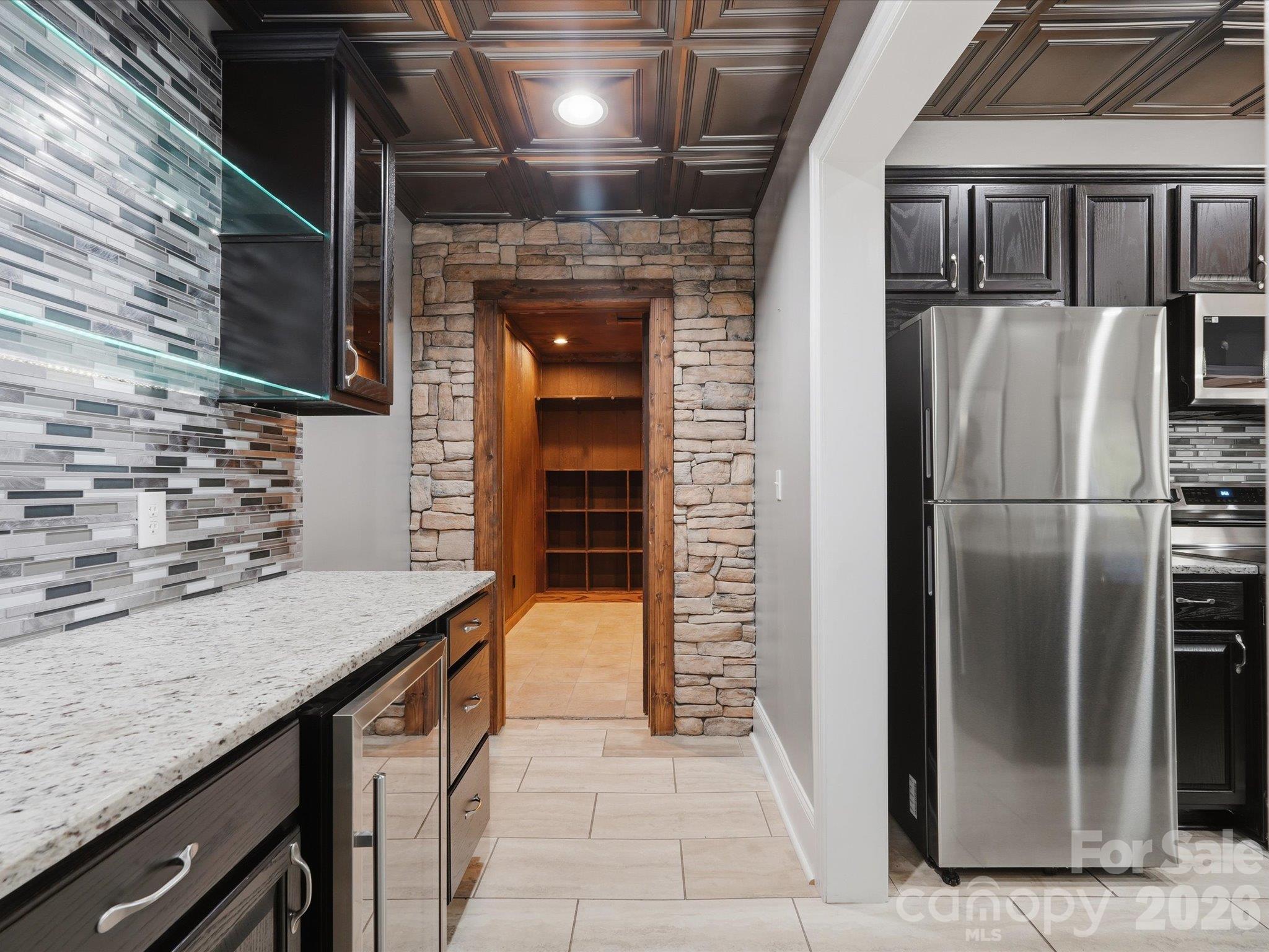 Single Family Residence at 122 Long Cove Lane, Mooresville, photo 31 of 48