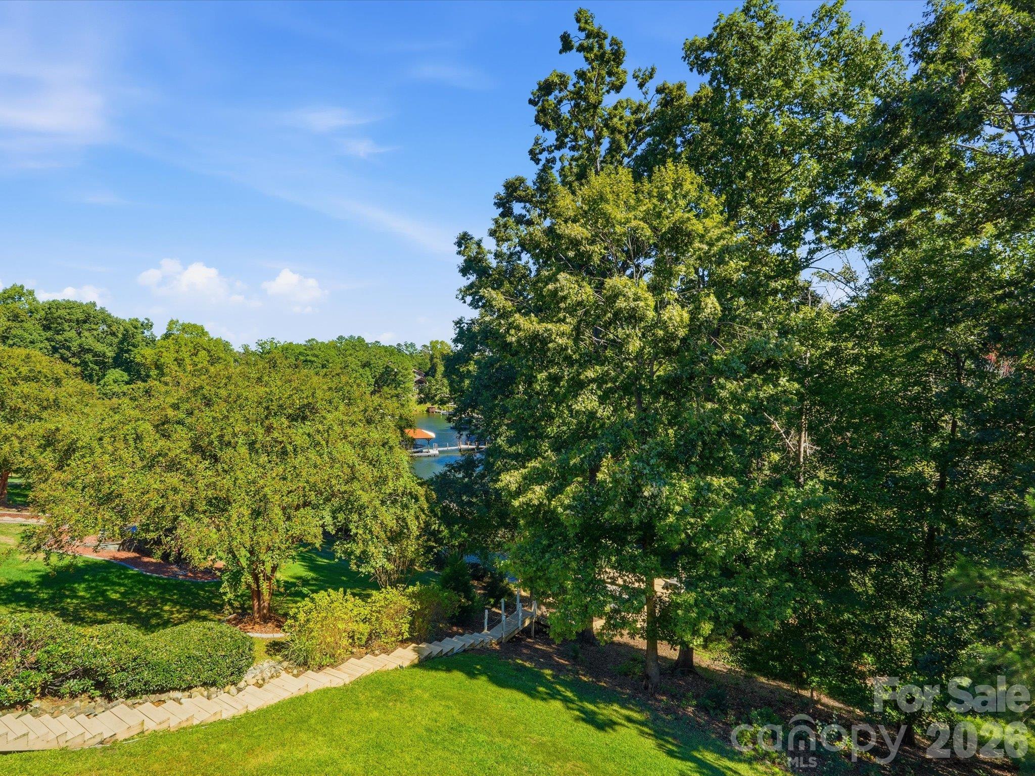 Single Family Residence at 122 Long Cove Lane, Mooresville, photo 42 of 48