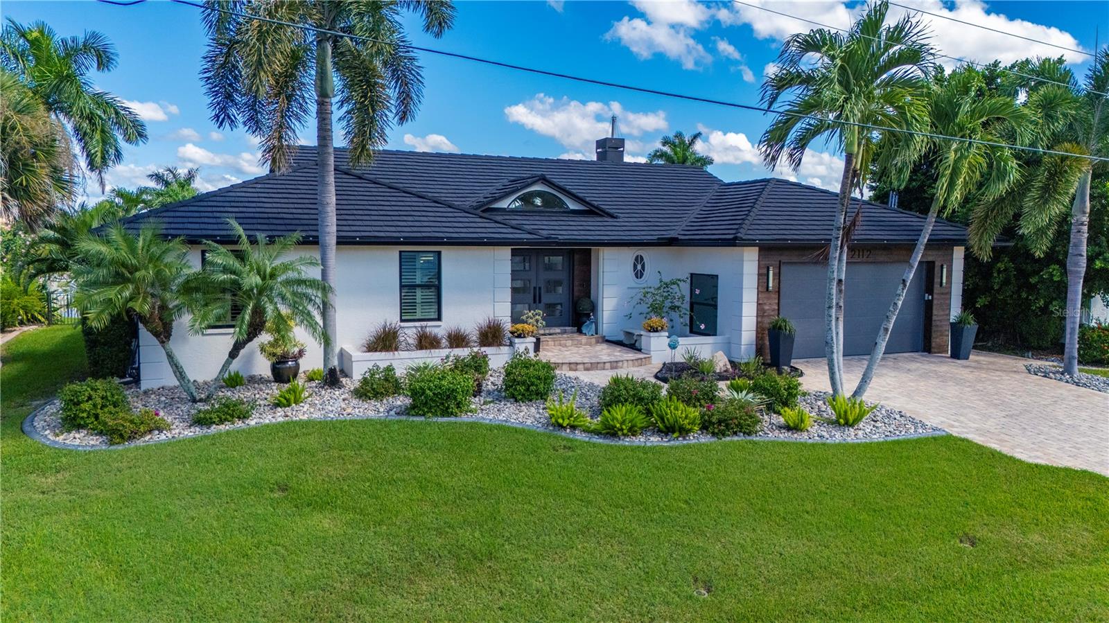 2112 WYATT CIR