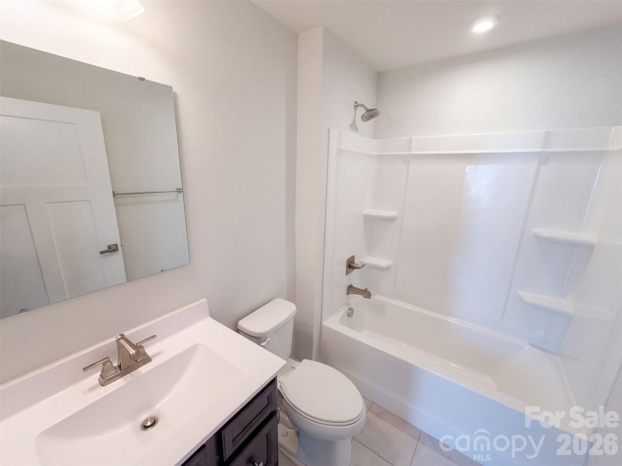 Single Family Residence at 599 Grandiflora Avenue, Lancaster, photo 12 of 14