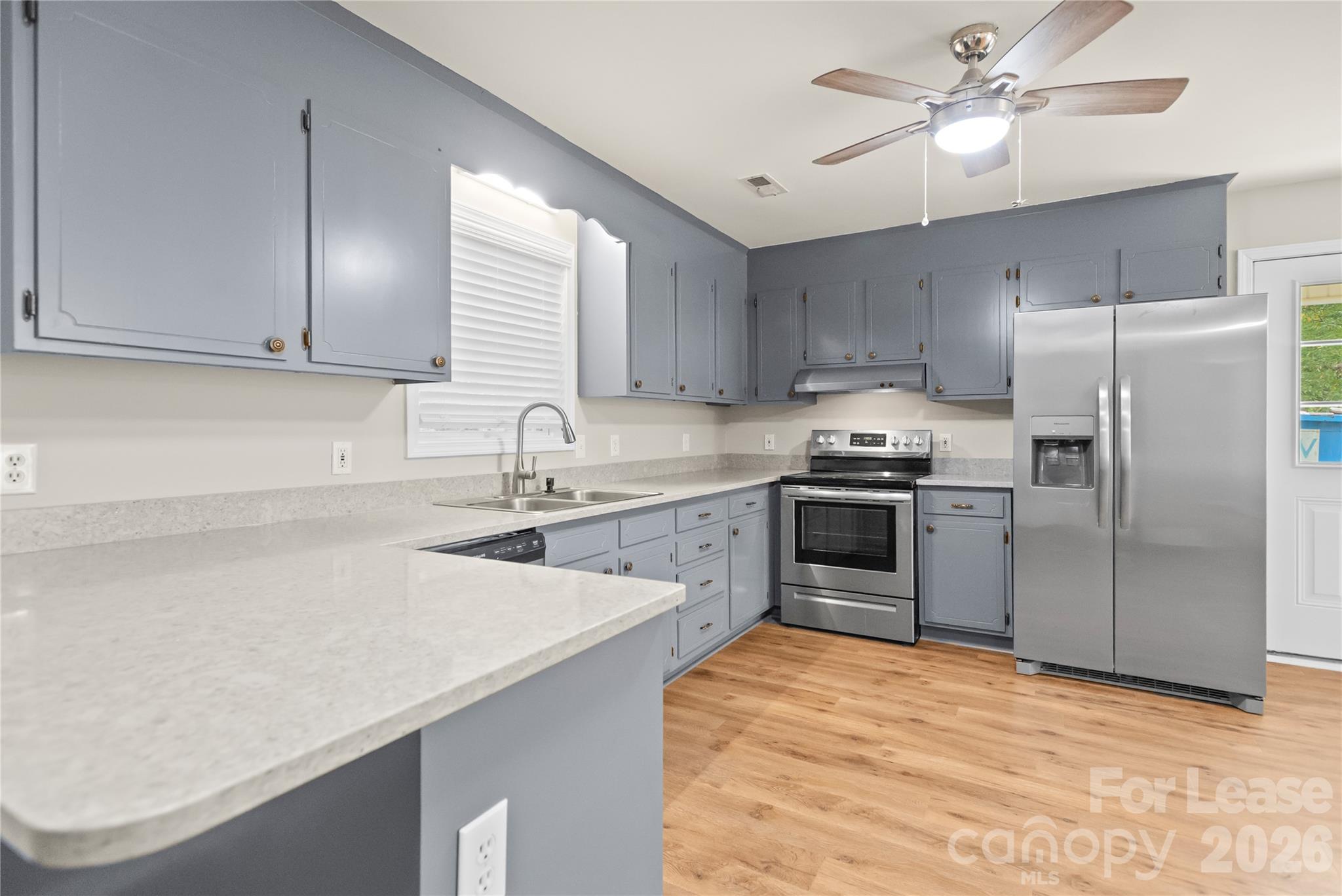 Single Family Residence at 140 Clara Drive, Statesville, photo 12 of 30