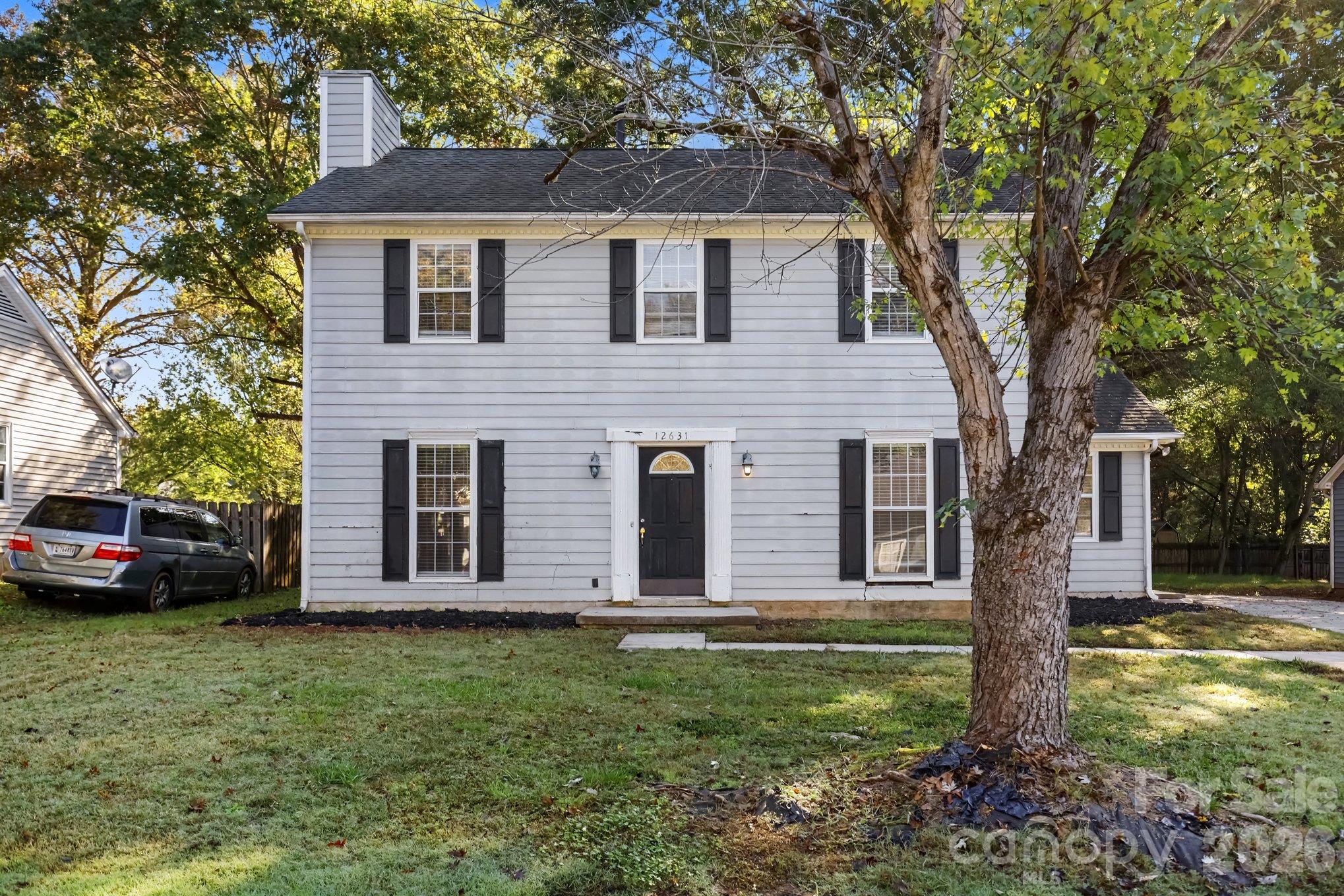 Single Family Residence at 12631 Delman Lane, Pineville, photo 3 of 40