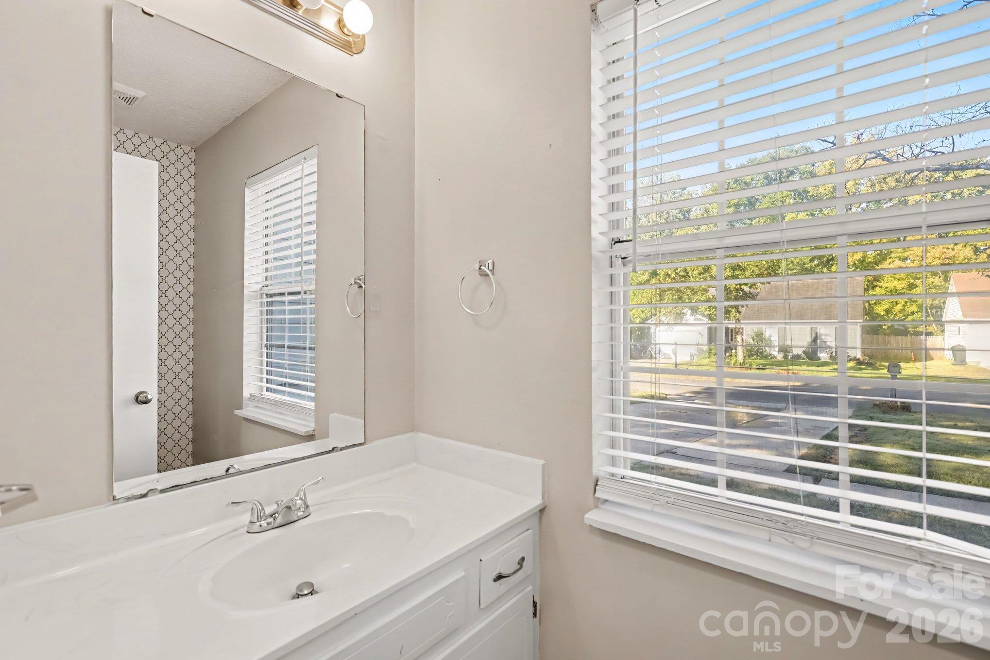 Single Family Residence at 12631 Delman Lane, Pineville, photo 23 of 40