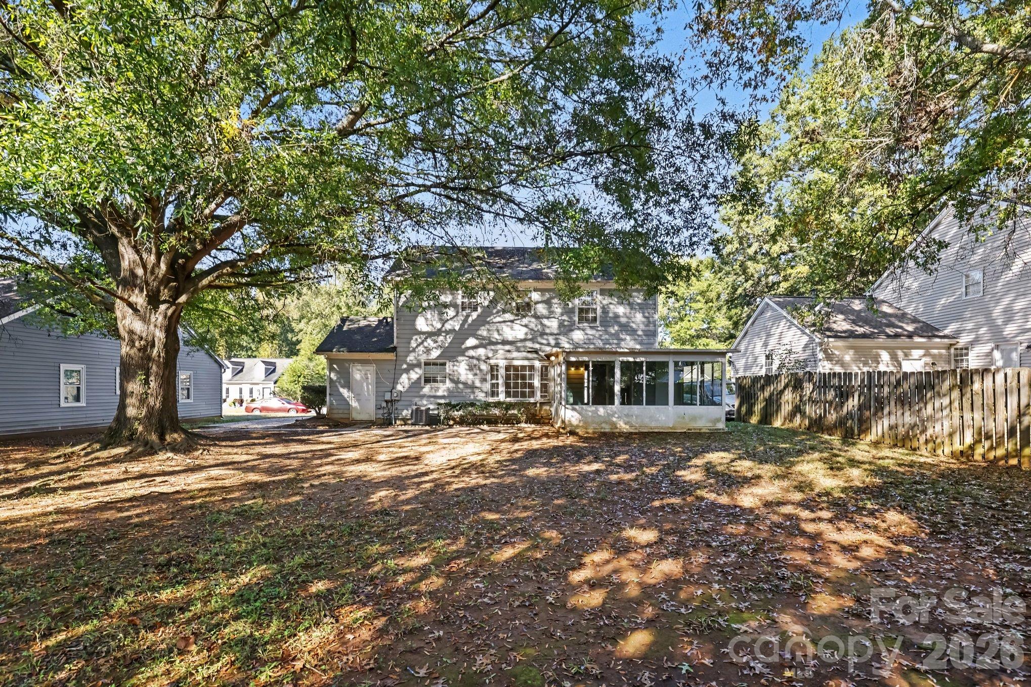 Single Family Residence at 12631 Delman Lane, Pineville, photo 34 of 40