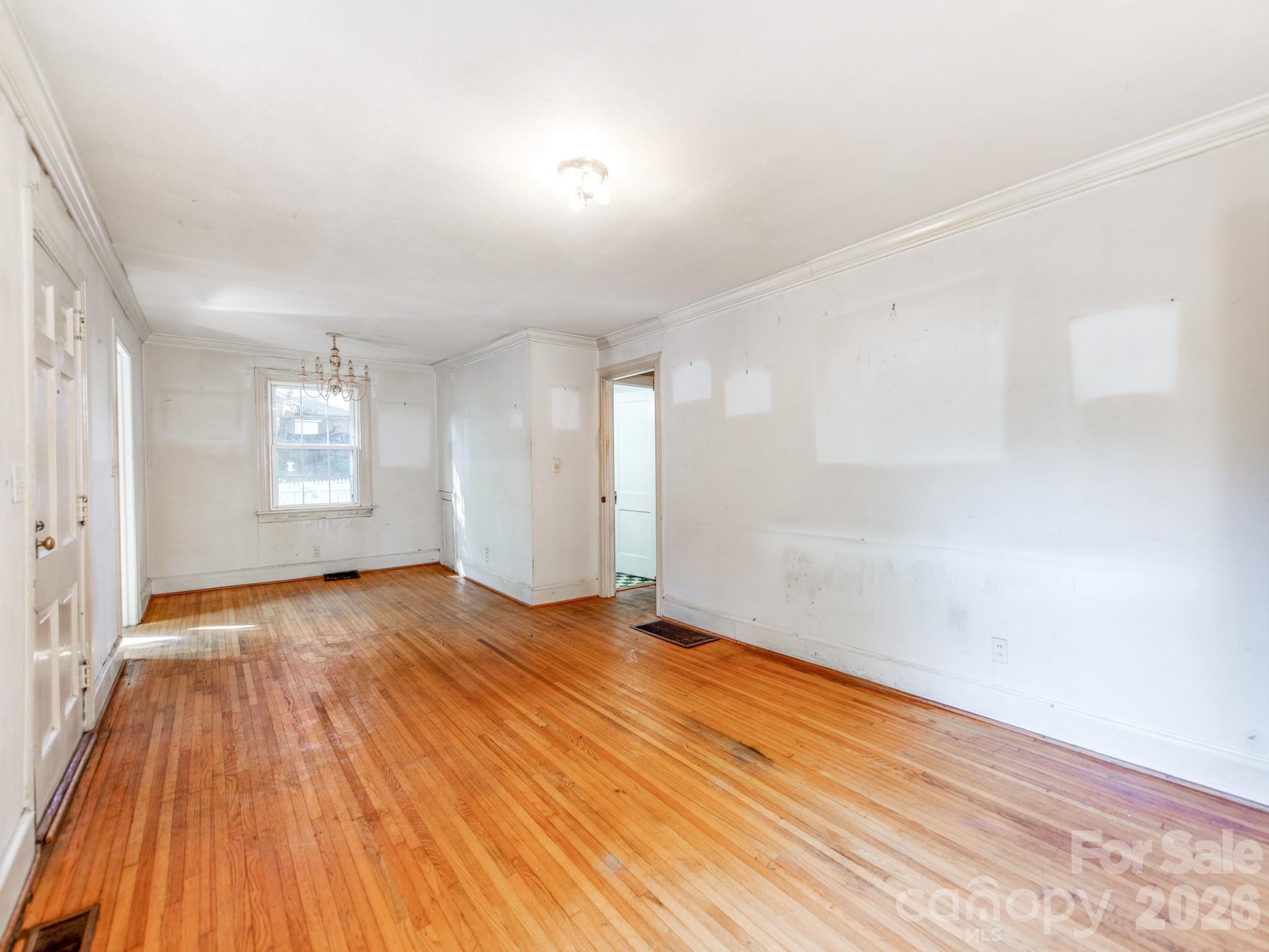 Single Family Residence at 713 Lee Street, Gastonia, photo 10 of 26