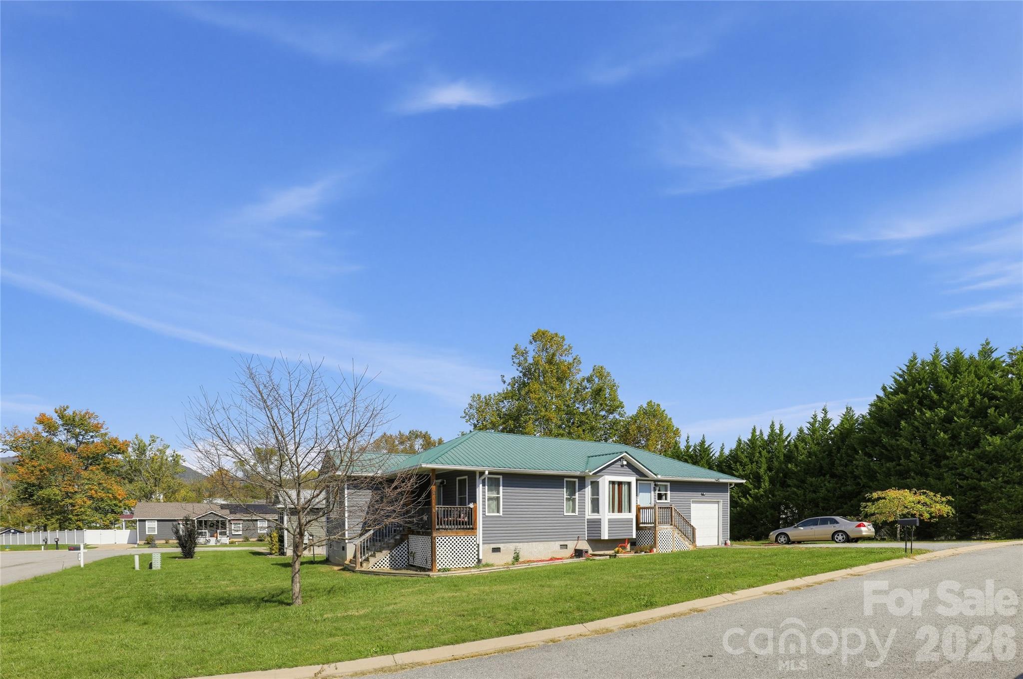 Single Family Residence at 12 Janie Drive, Clyde, photo 4 of 34