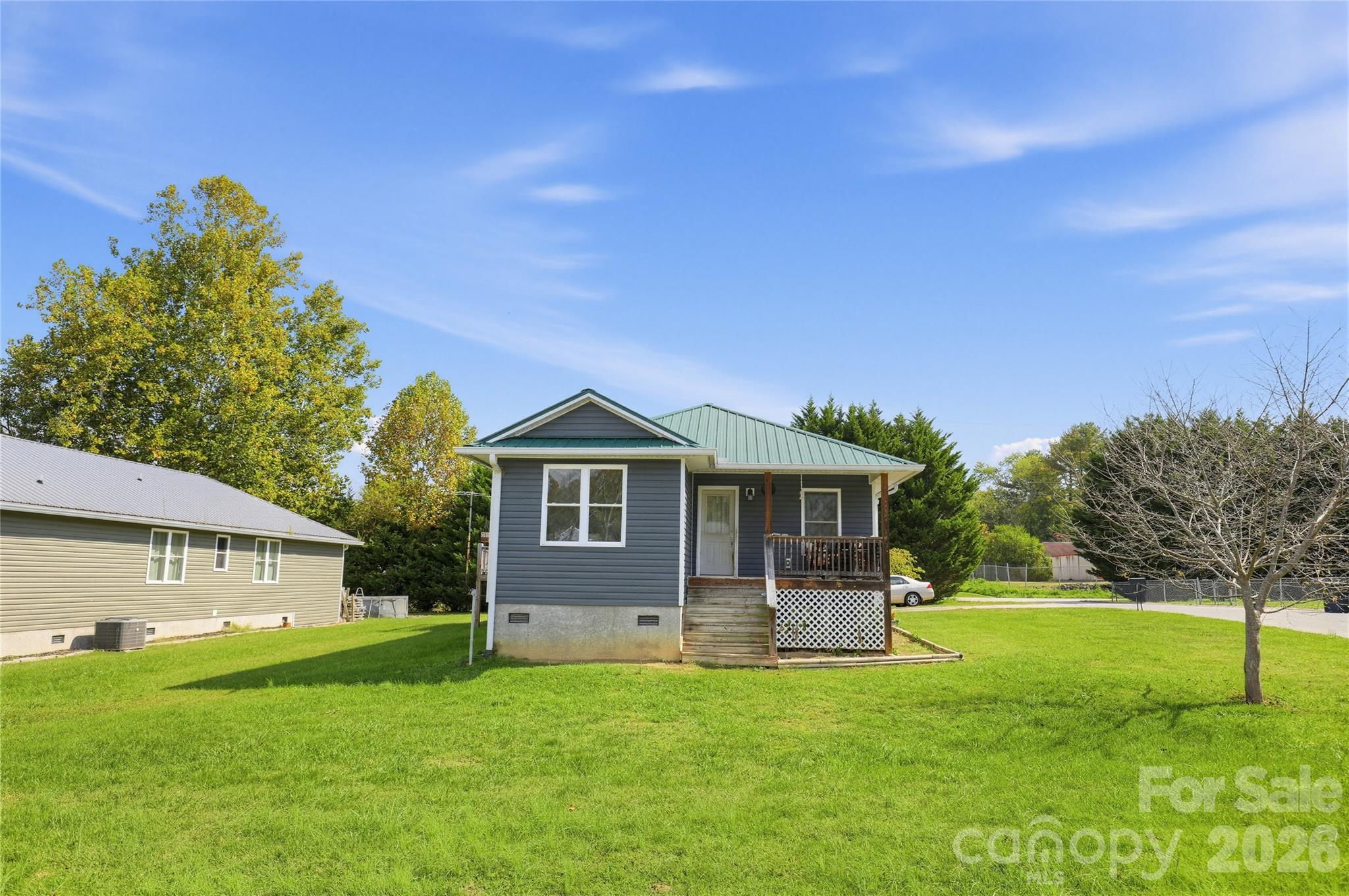 Single Family Residence at 12 Janie Drive, Clyde, photo 7 of 34