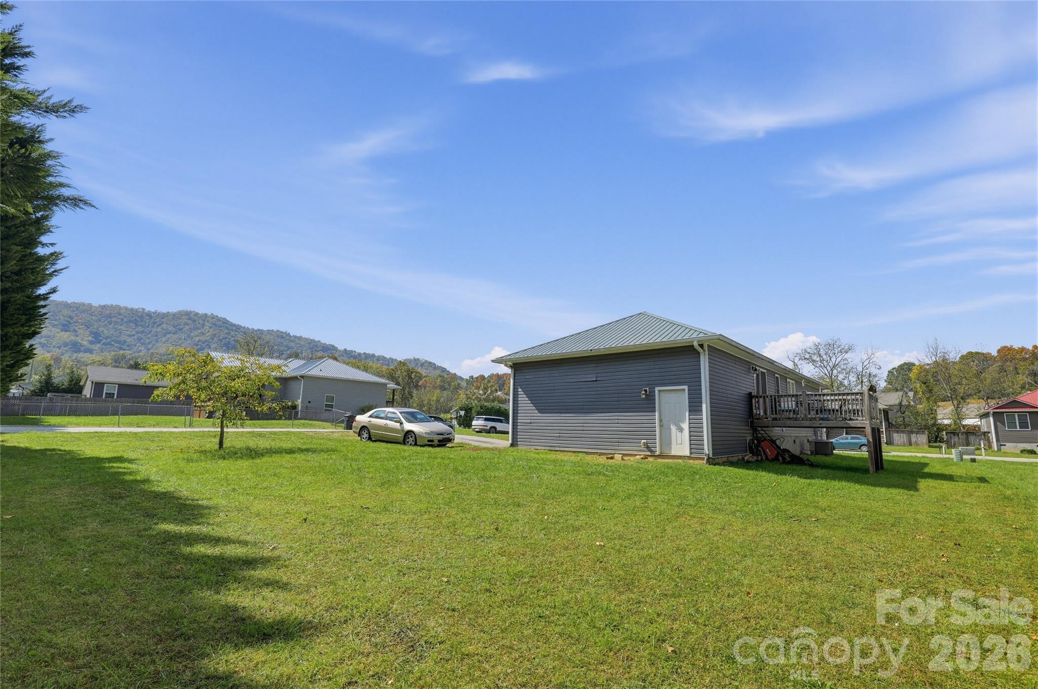 Single Family Residence at 12 Janie Drive, Clyde, photo 8 of 34