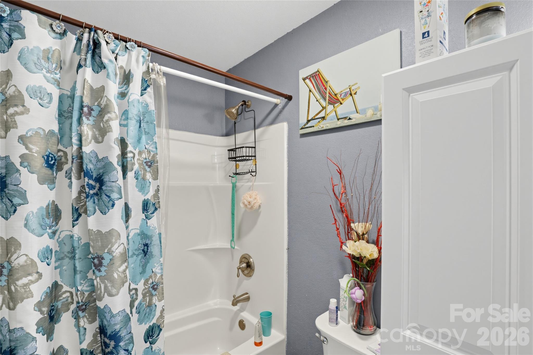 Single Family Residence at 12 Janie Drive, Clyde, photo 12 of 34