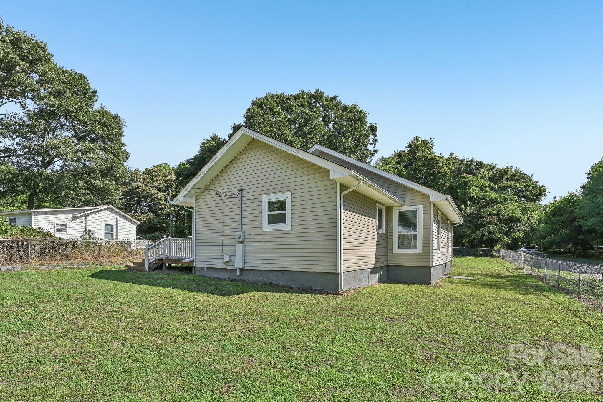 Single Family Residence at 2509 Gardner Street, Gastonia, photo 35 of 35