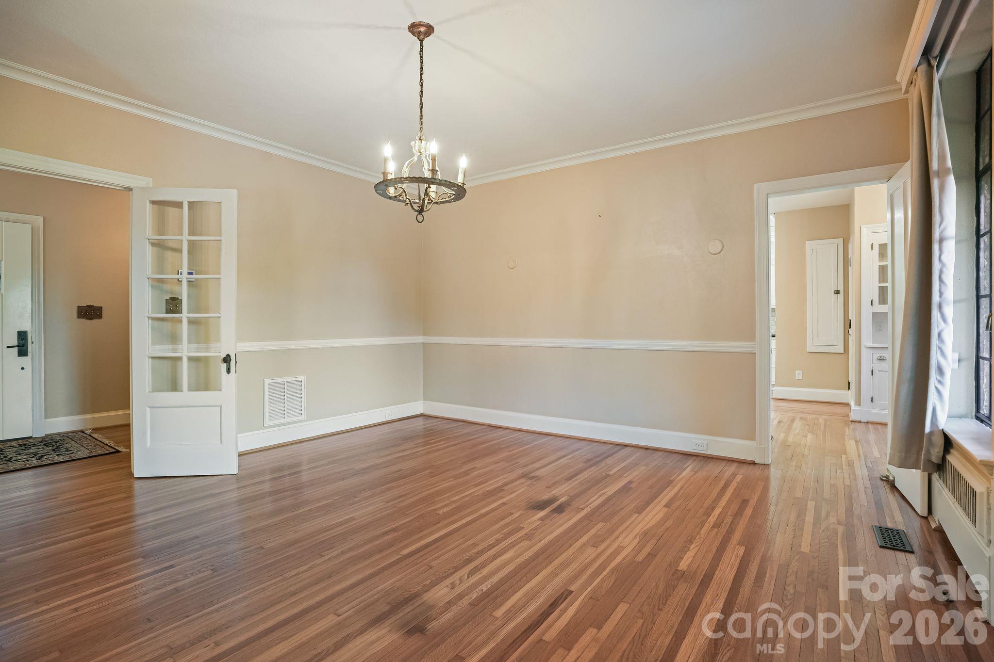Single Family Residence at 1220 N Piedmont Avenue, Kings Mountain, photo 7 of 48