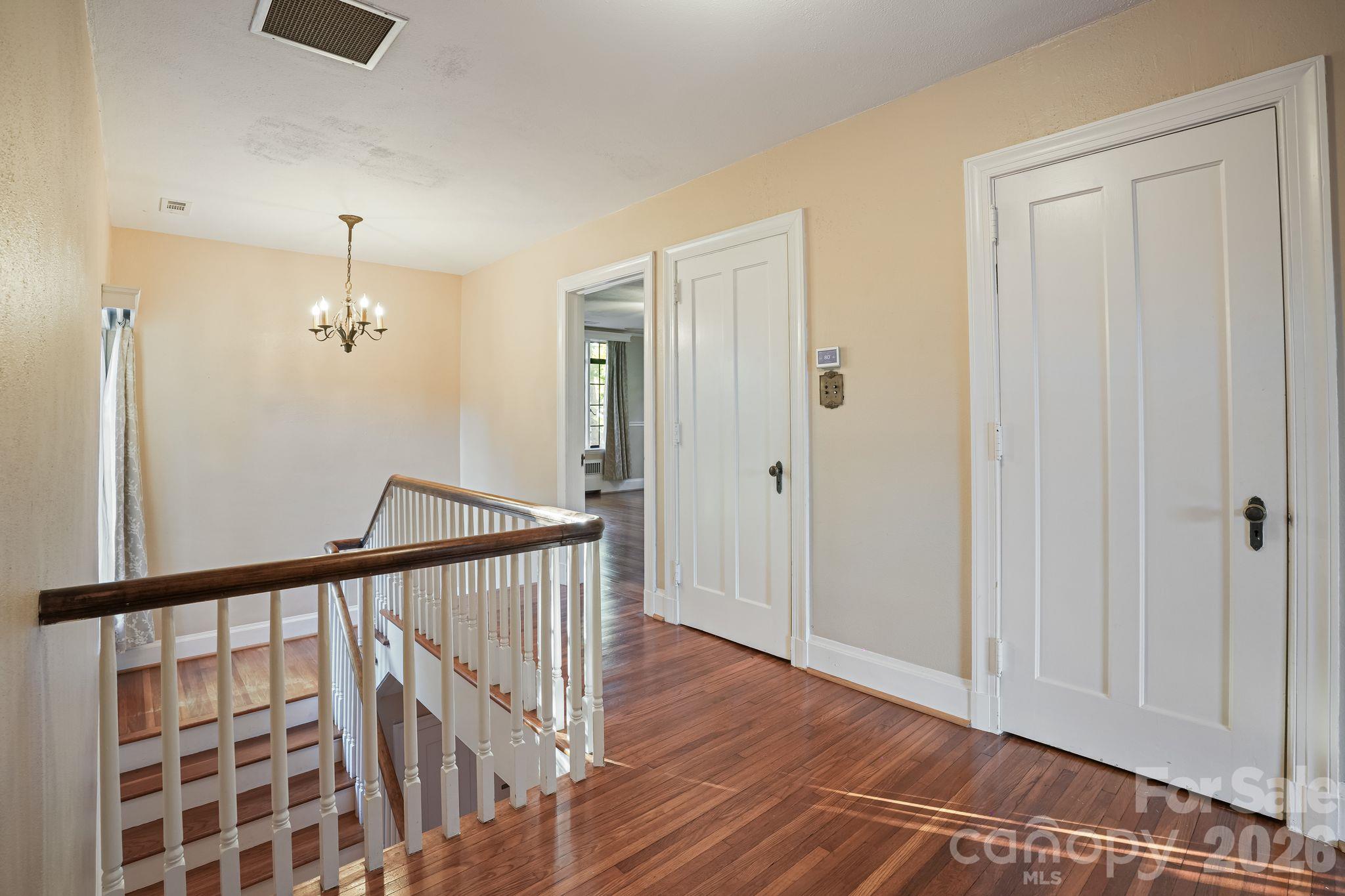 landing - 1220 N Piedmont Avenue, Kings Mountain