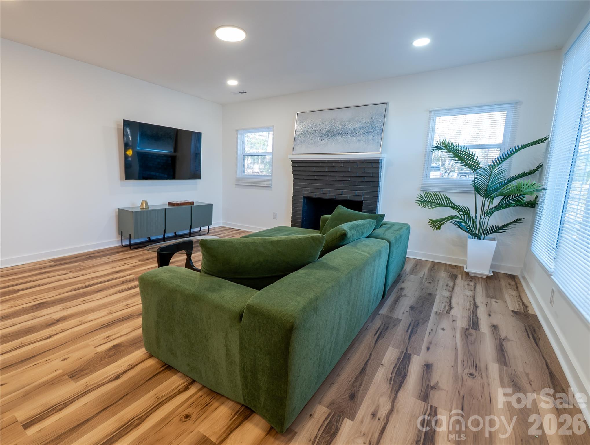Single Family Residence at 1050 Barnett Drive, Kings Mountain, photo 24 of 24