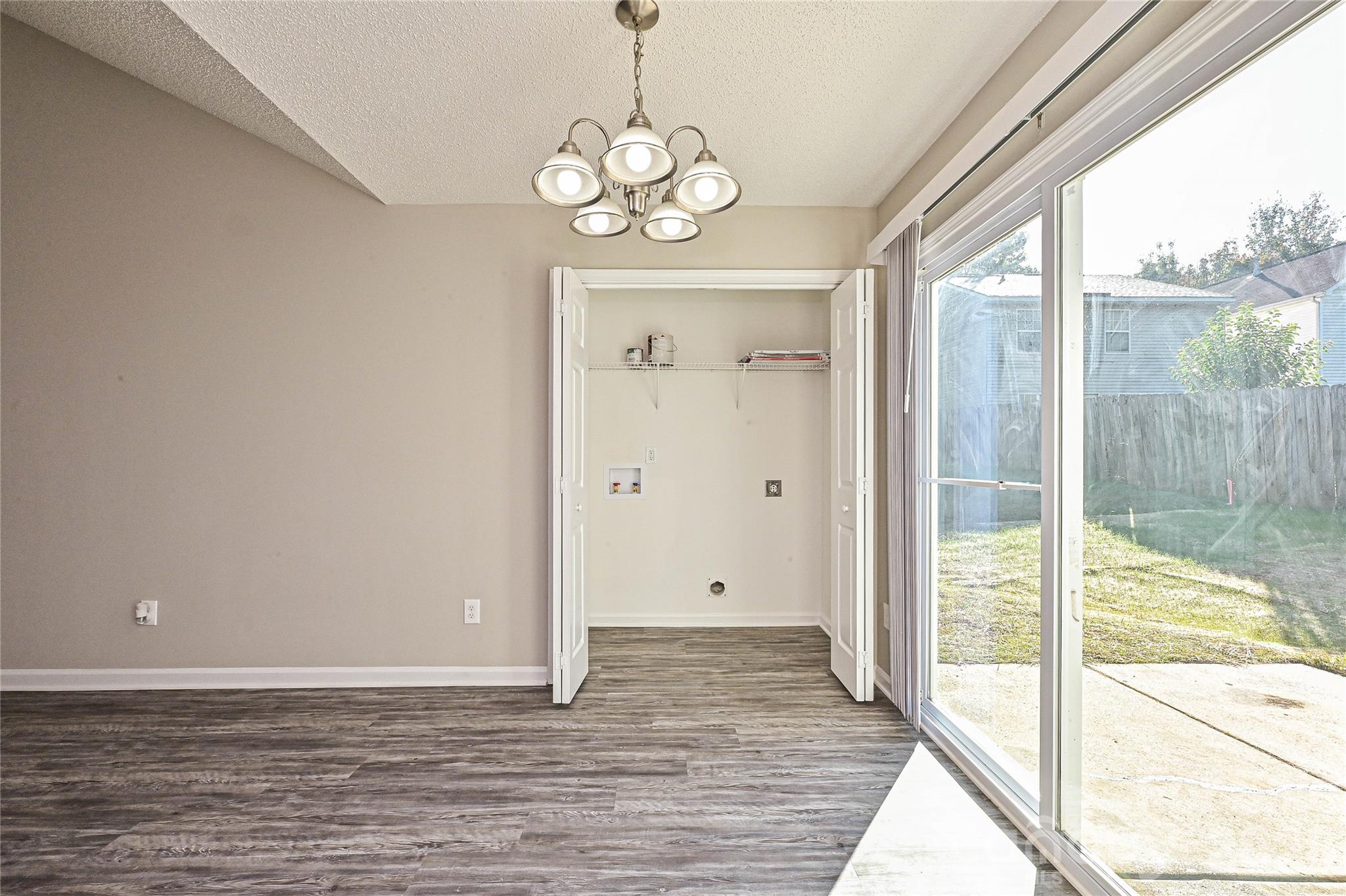 Single Family Residence at 1610 Forest Stream Court, Charlotte, photo 9 of 24