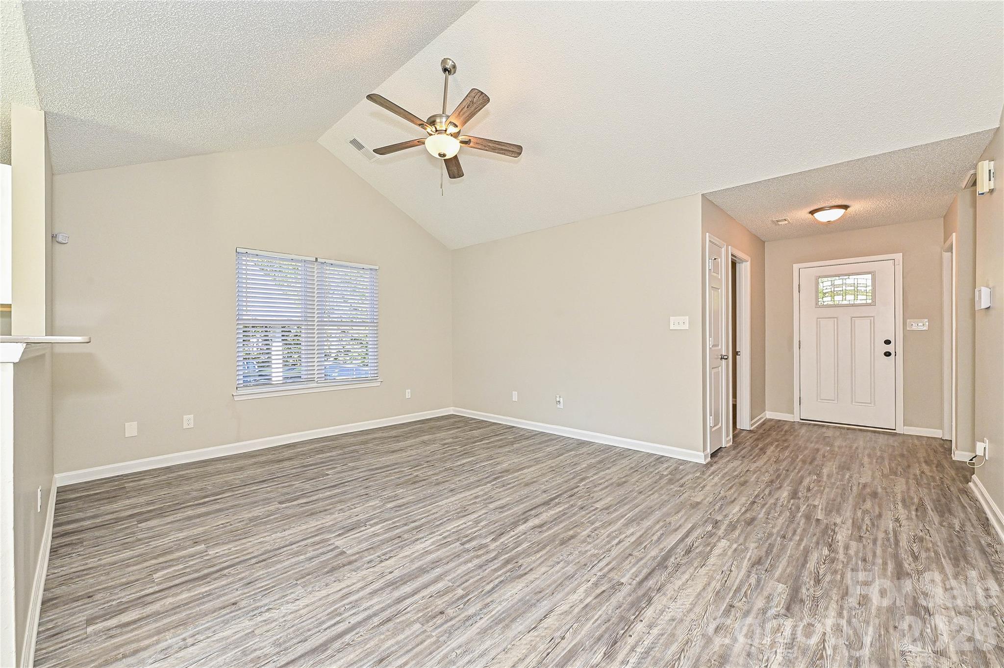 Single Family Residence at 1610 Forest Stream Court, Charlotte, photo 11 of 24