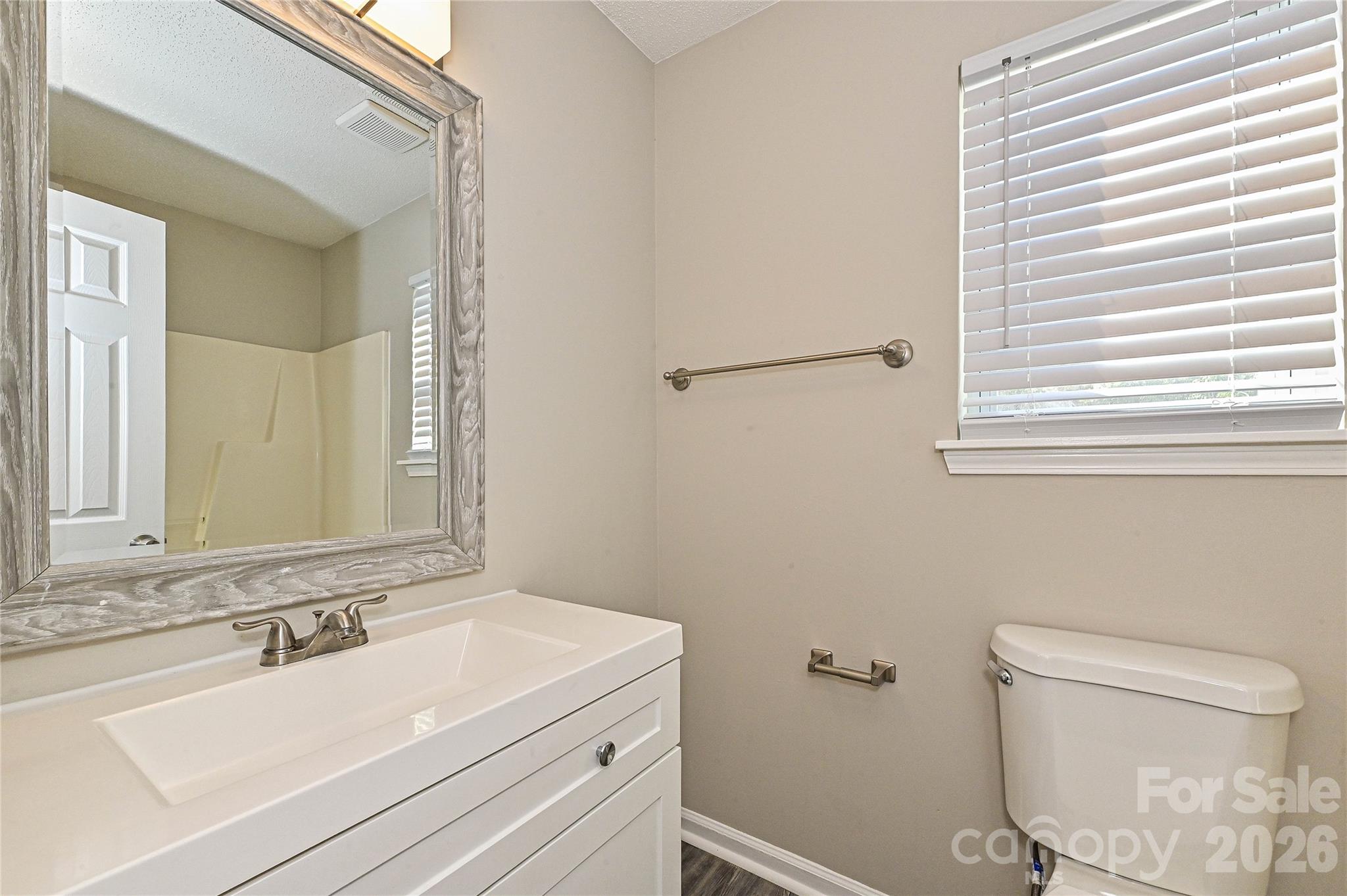Single Family Residence at 1610 Forest Stream Court, Charlotte, photo 14 of 24