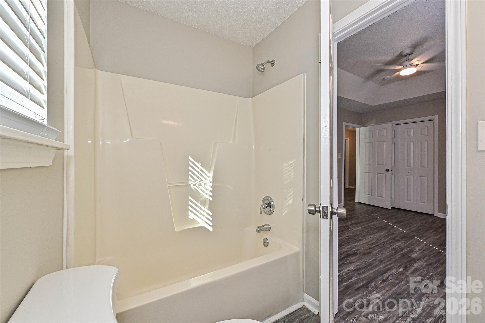 Single Family Residence at 1610 Forest Stream Court, Charlotte, photo 15 of 24