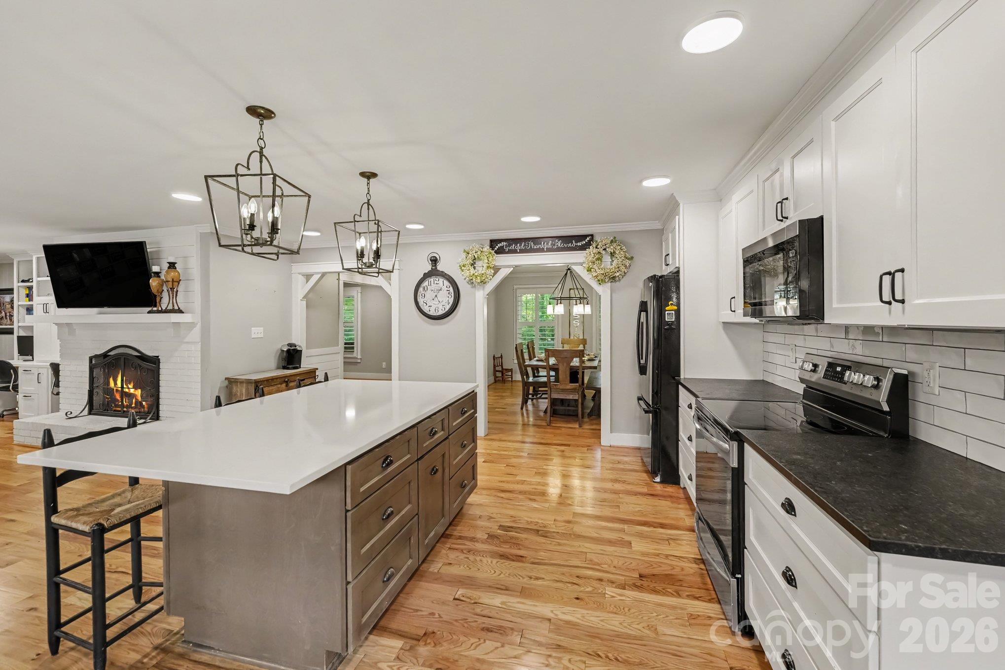 Single Family Residence at 1170 Old Salem Road, Kernersville, photo 15 of 48