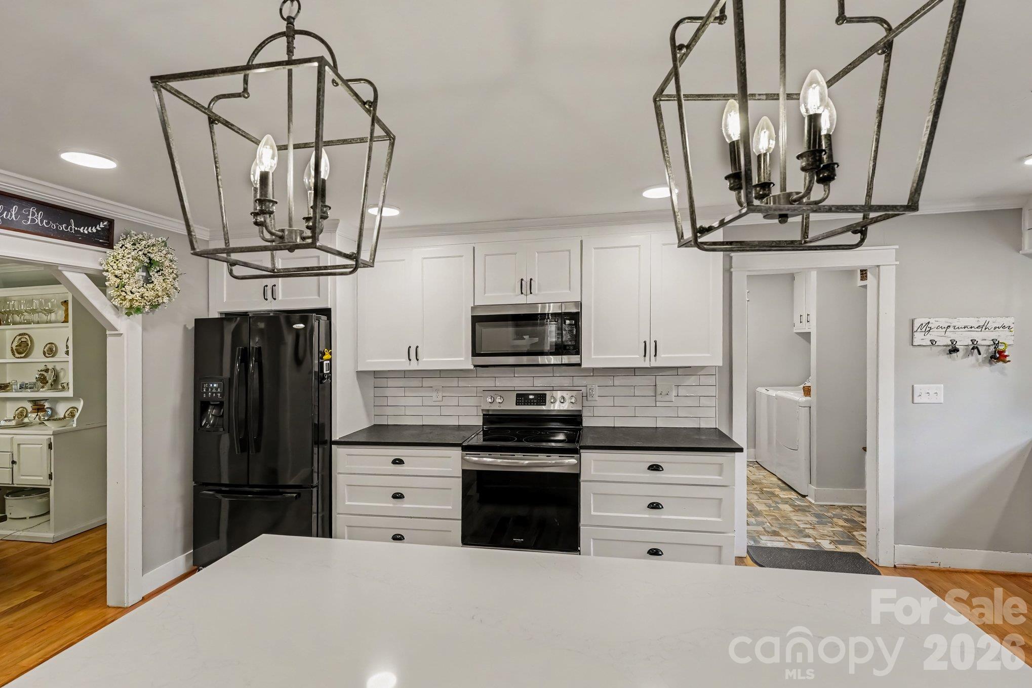 Single Family Residence at 1170 Old Salem Road, Kernersville, photo 16 of 48