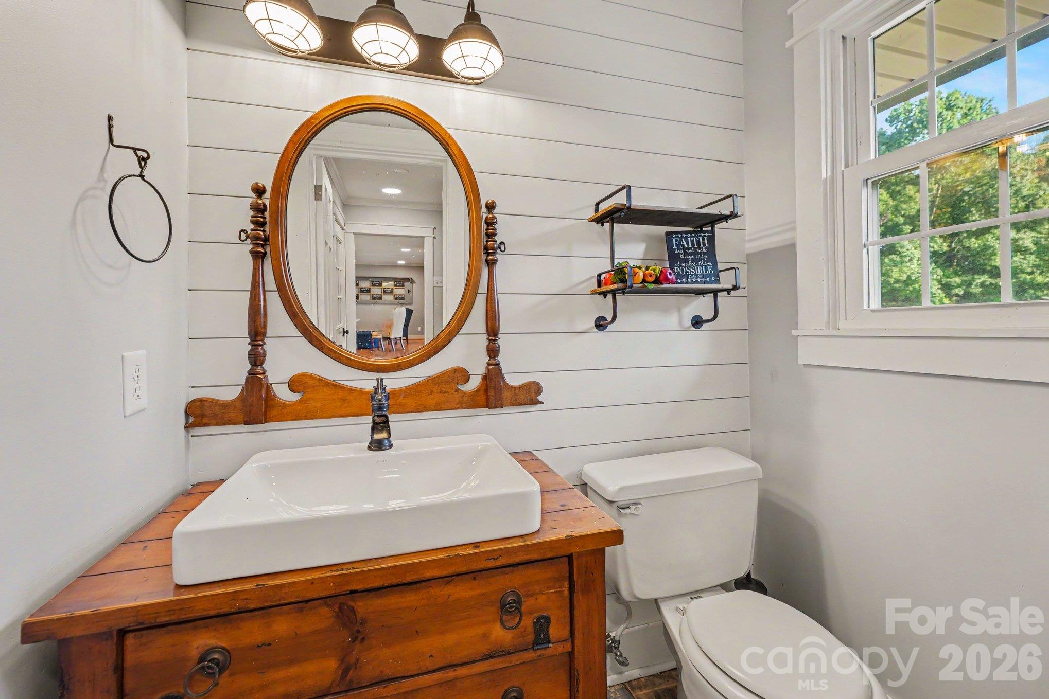 Single Family Residence at 1170 Old Salem Road, Kernersville, photo 18 of 48