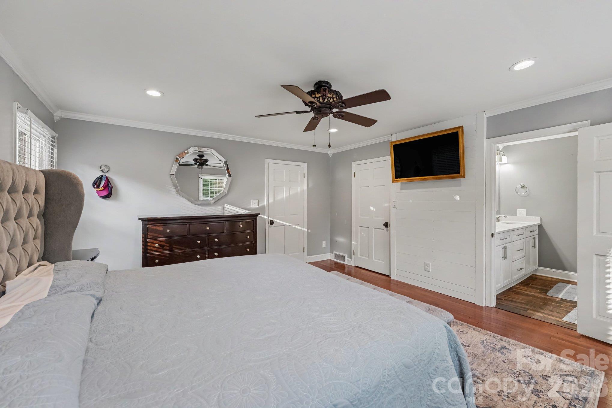 Single Family Residence at 1170 Old Salem Road, Kernersville, photo 23 of 48