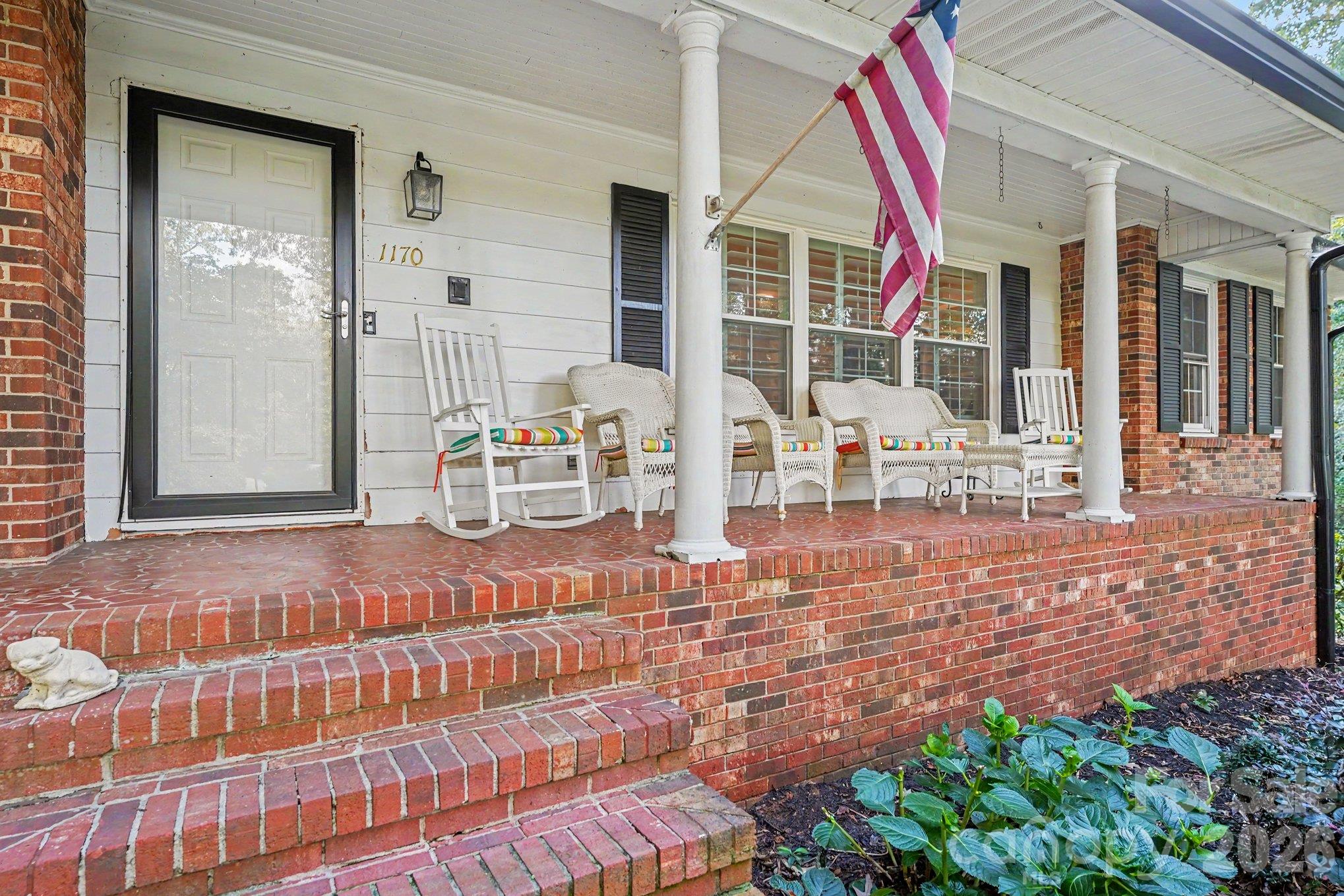 Single Family Residence at 1170 Old Salem Road, Kernersville, photo 24 of 48