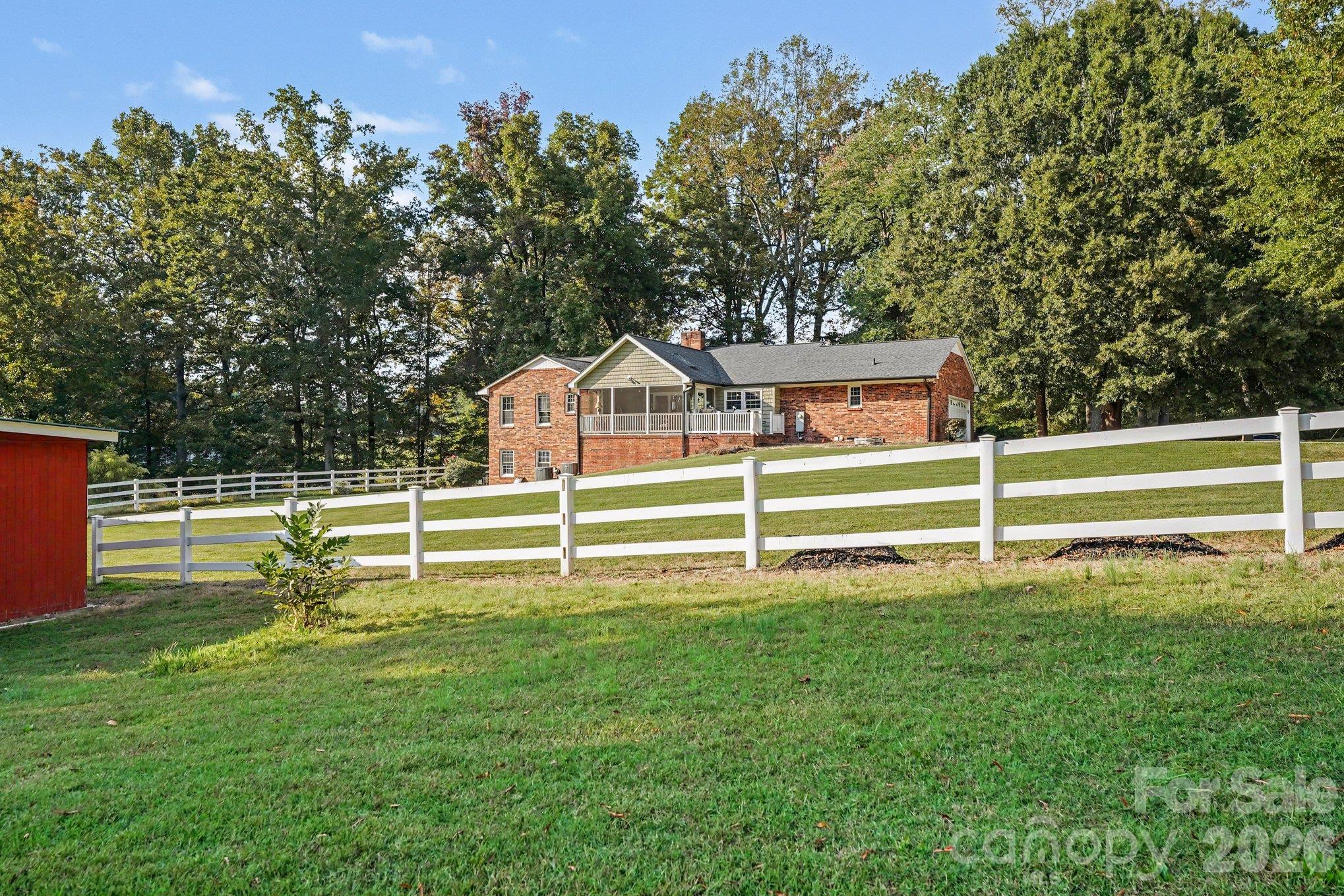 Single Family Residence at 1170 Old Salem Road, Kernersville, photo 41 of 48