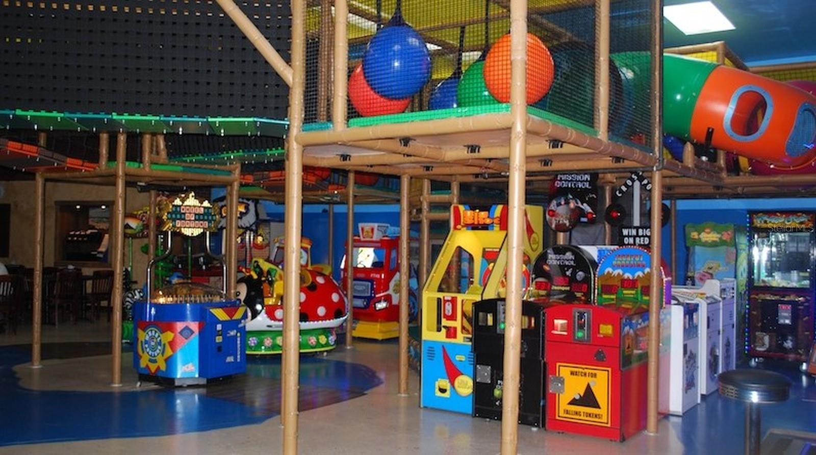 Resort Recreation - 3428 CALABRIA AVE, DAVENPORT