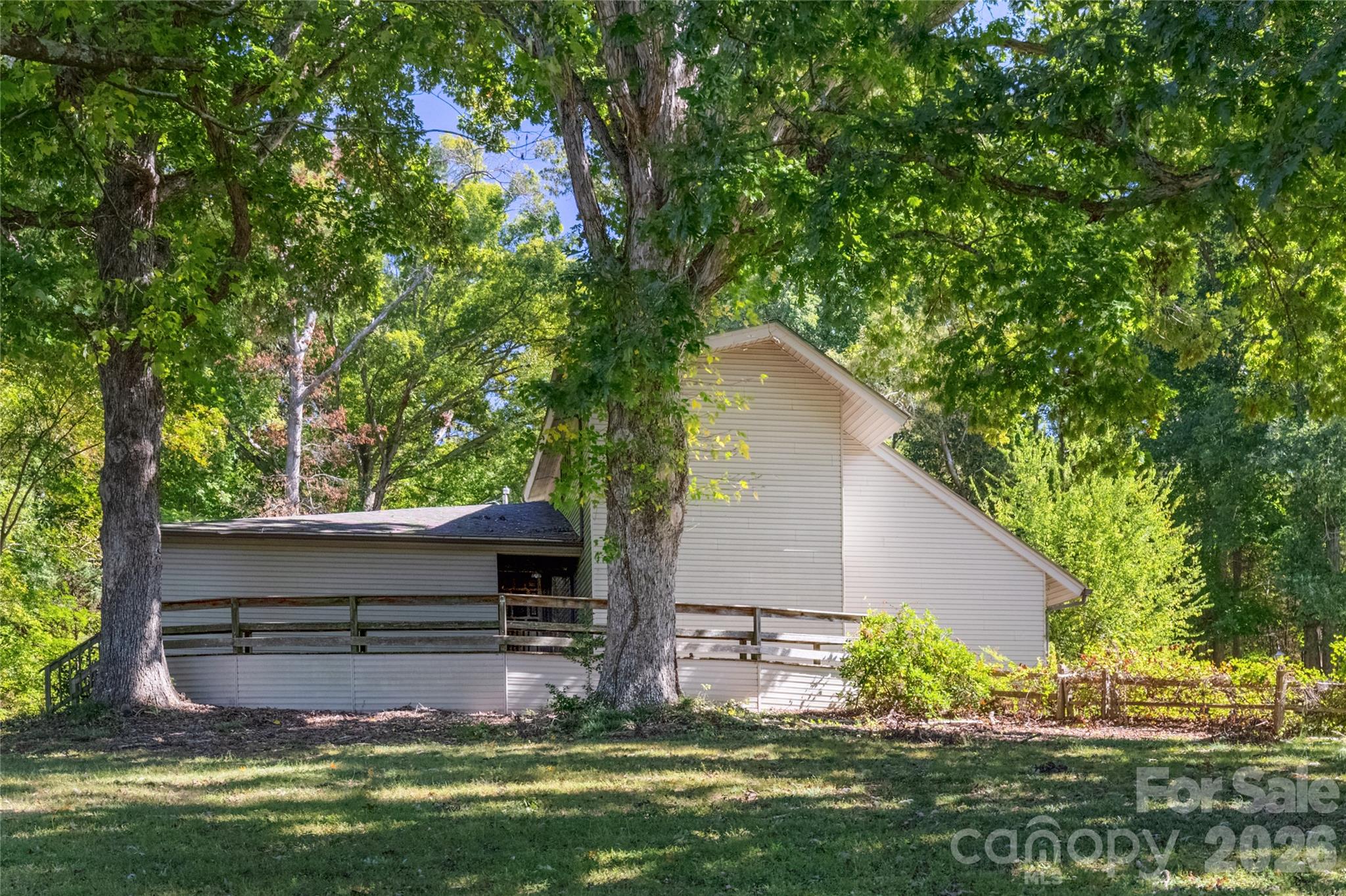 Single Family Residence at 36934 Tercher Road, New London, photo 2 of 44