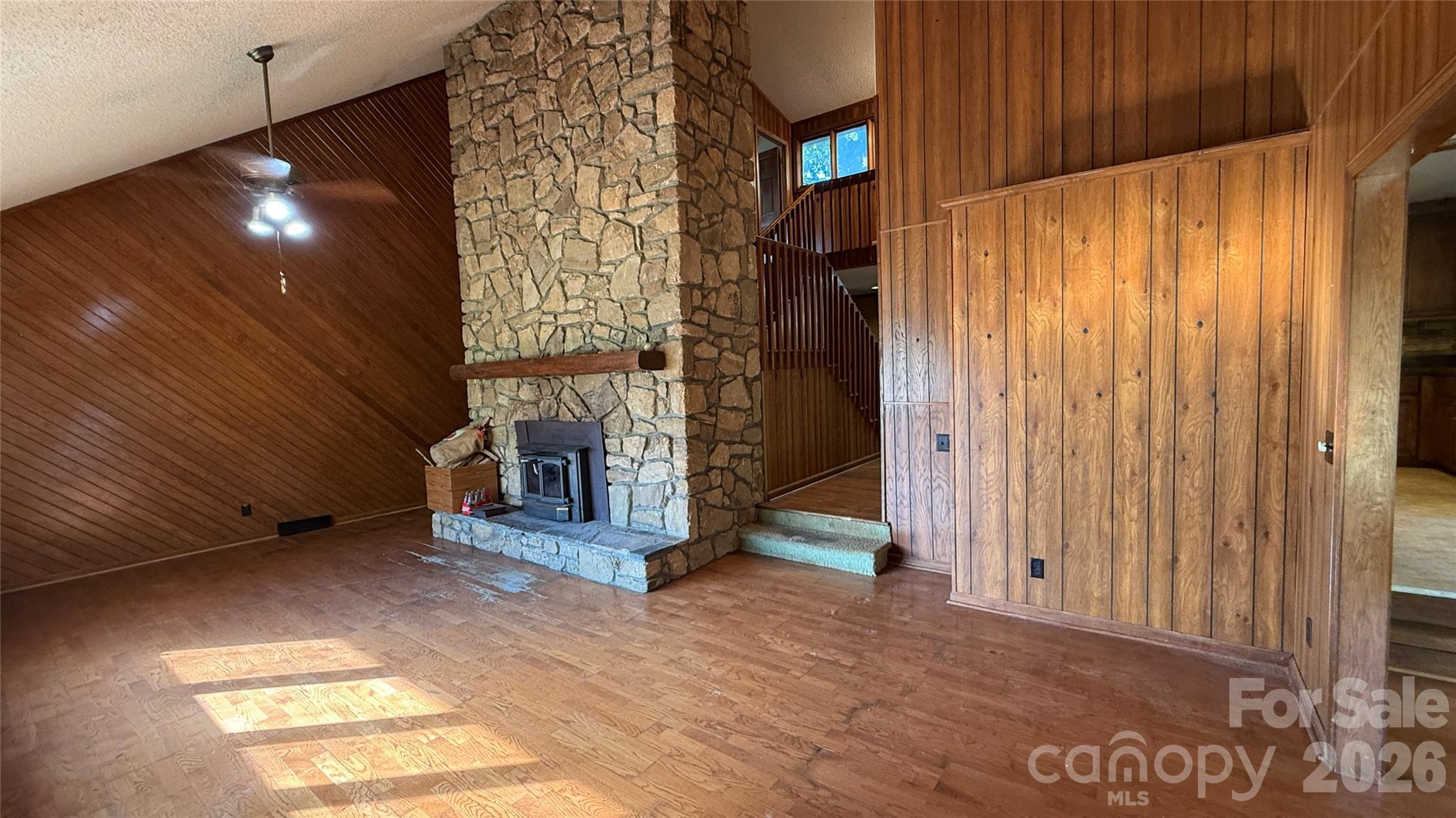 Single Family Residence at 36934 Tercher Road, New London, photo 10 of 44