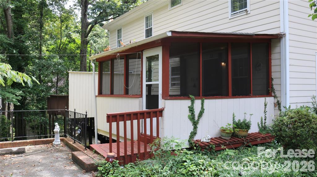 Single Family Residence at 6619 Harrison Road, Charlotte, photo 2 of 4