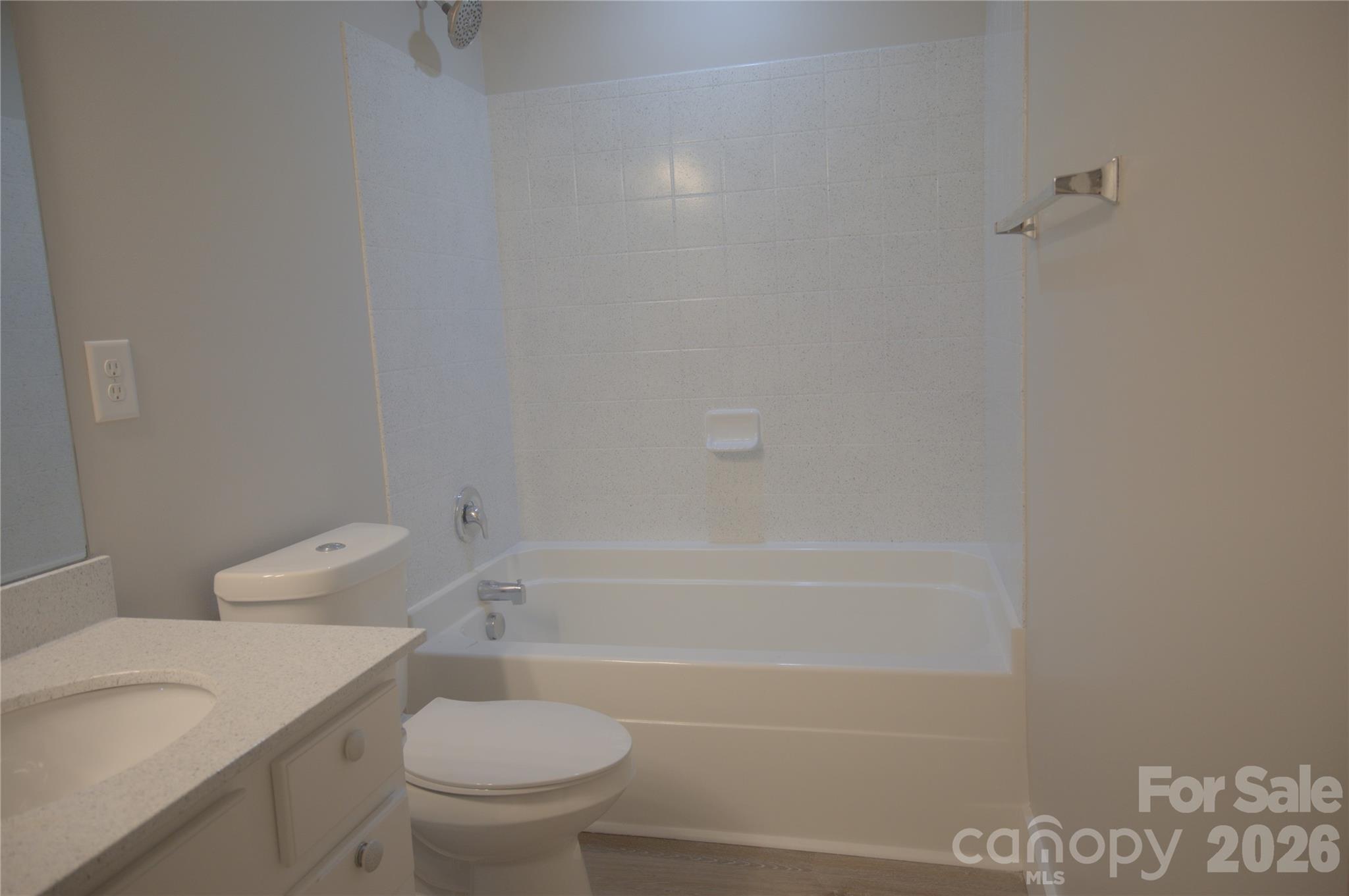 Secondary Tub - 10924 Tailwater Street, Davidson