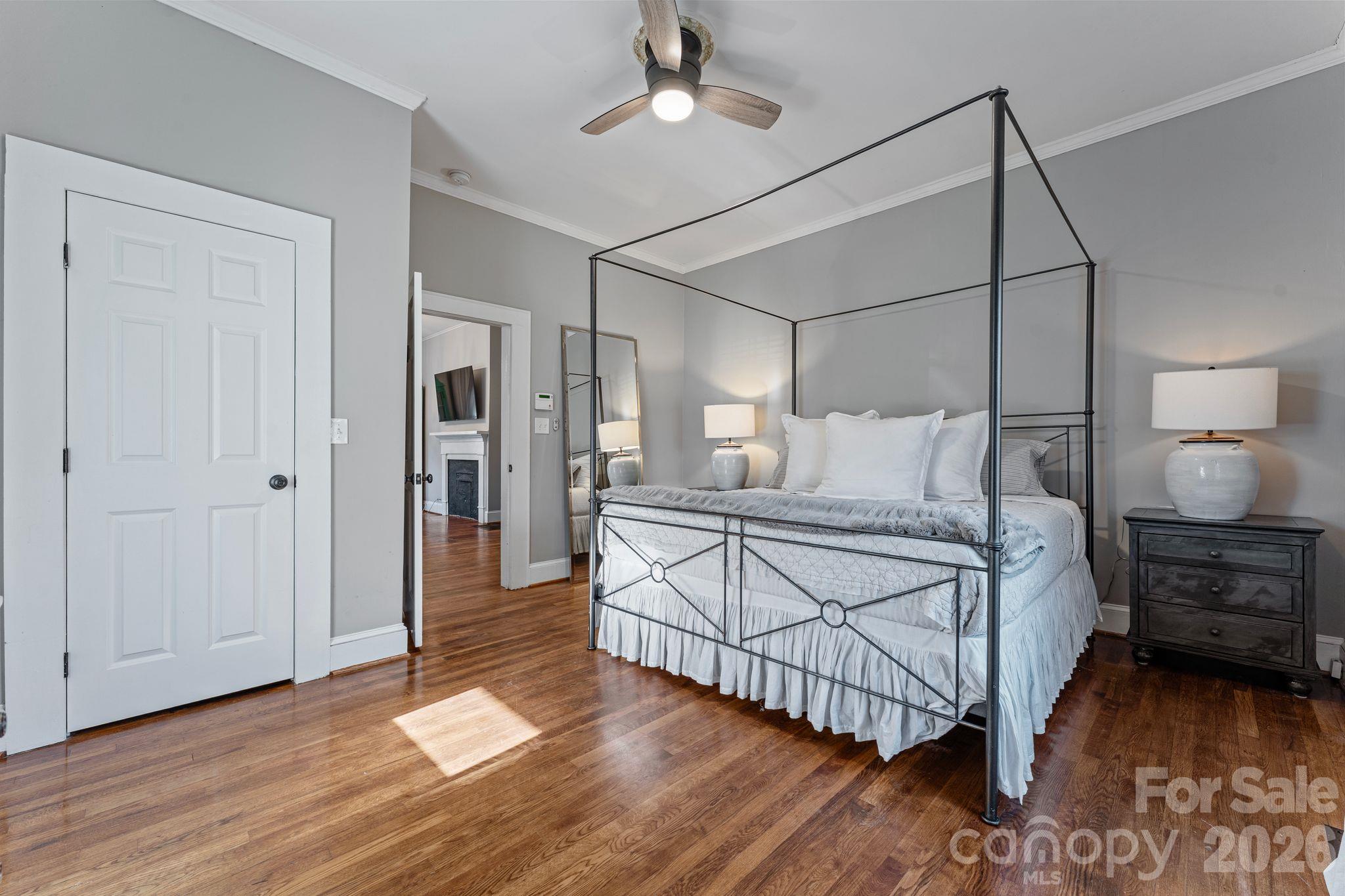 Single Family Residence at 2815 N Myers Street, Charlotte, photo 23 of 38