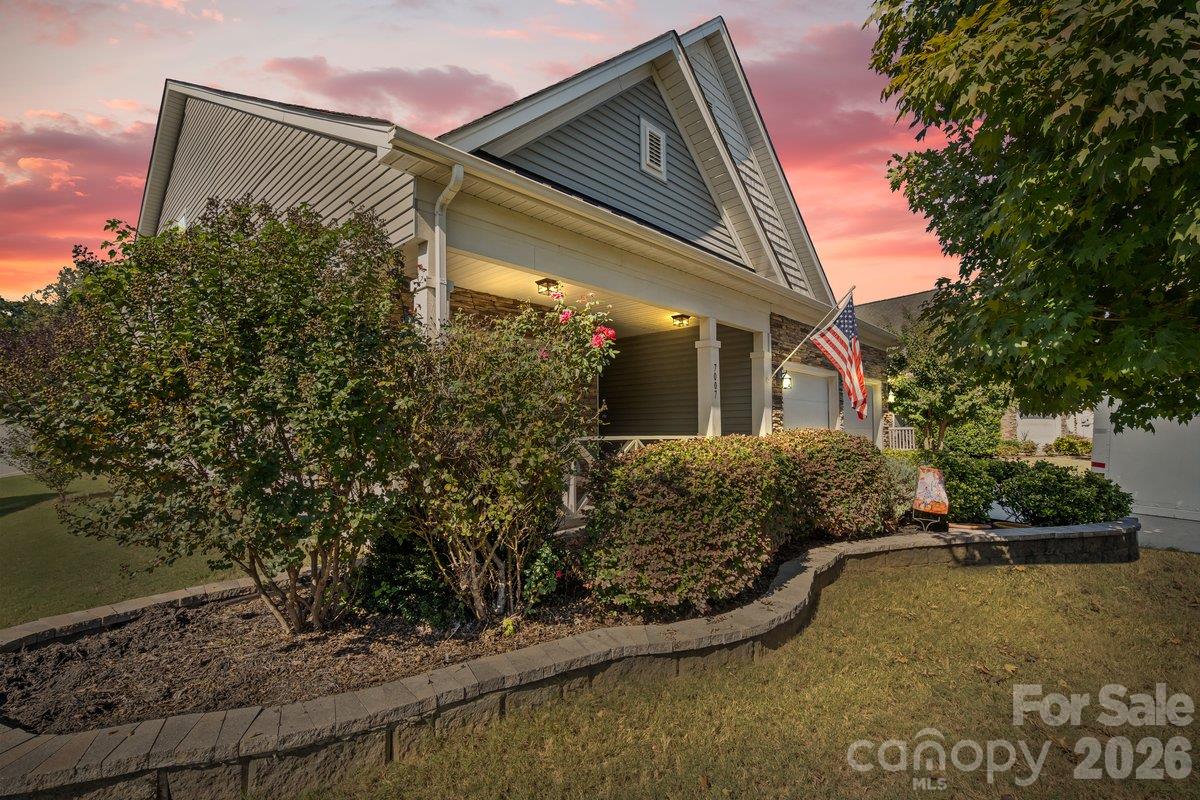 Single Family Residence at 7007 Shaw Court, Indian Land, photo 3 of 35