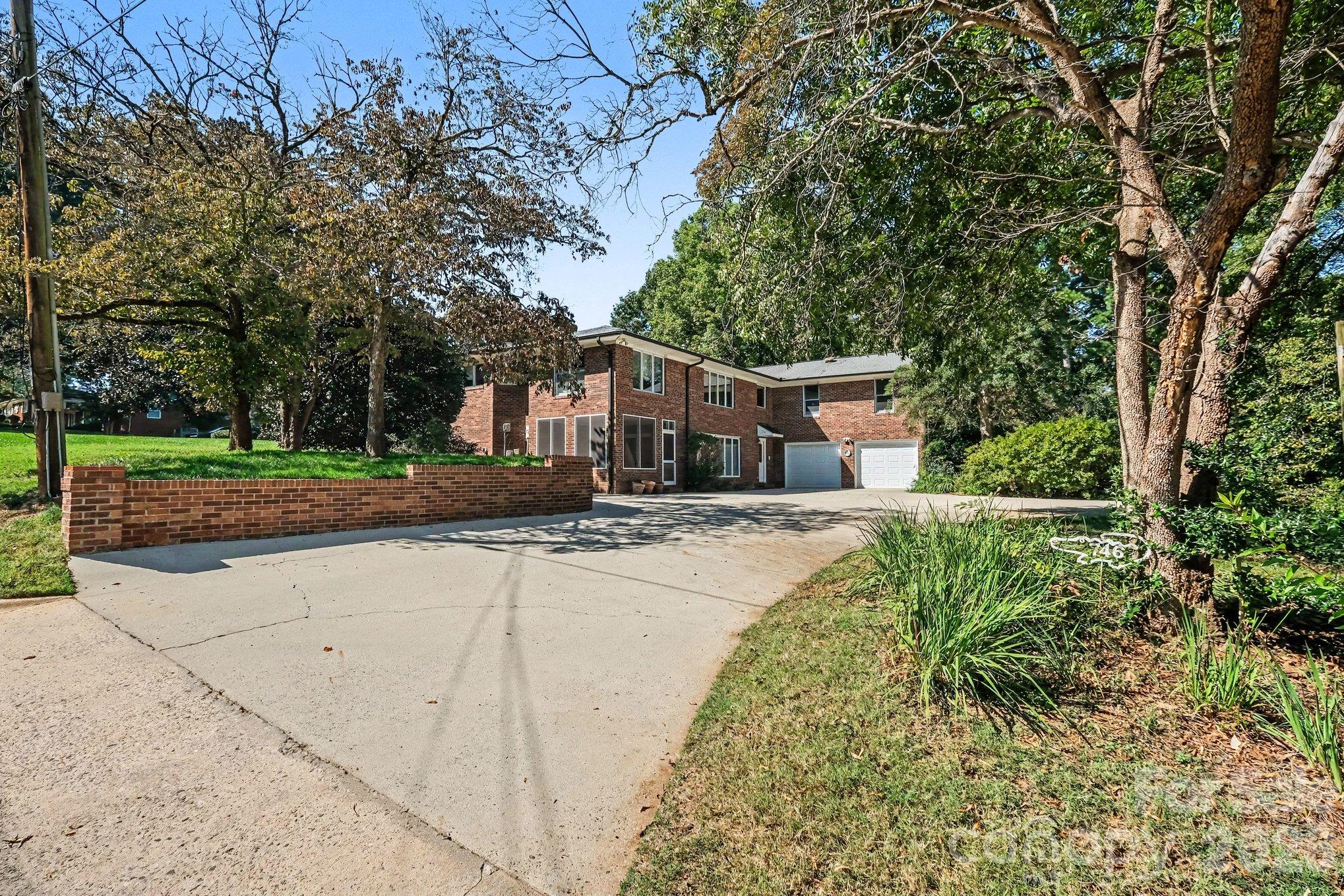 Single Family Residence at 746 Grandview Drive NE, Concord, photo 42 of 48