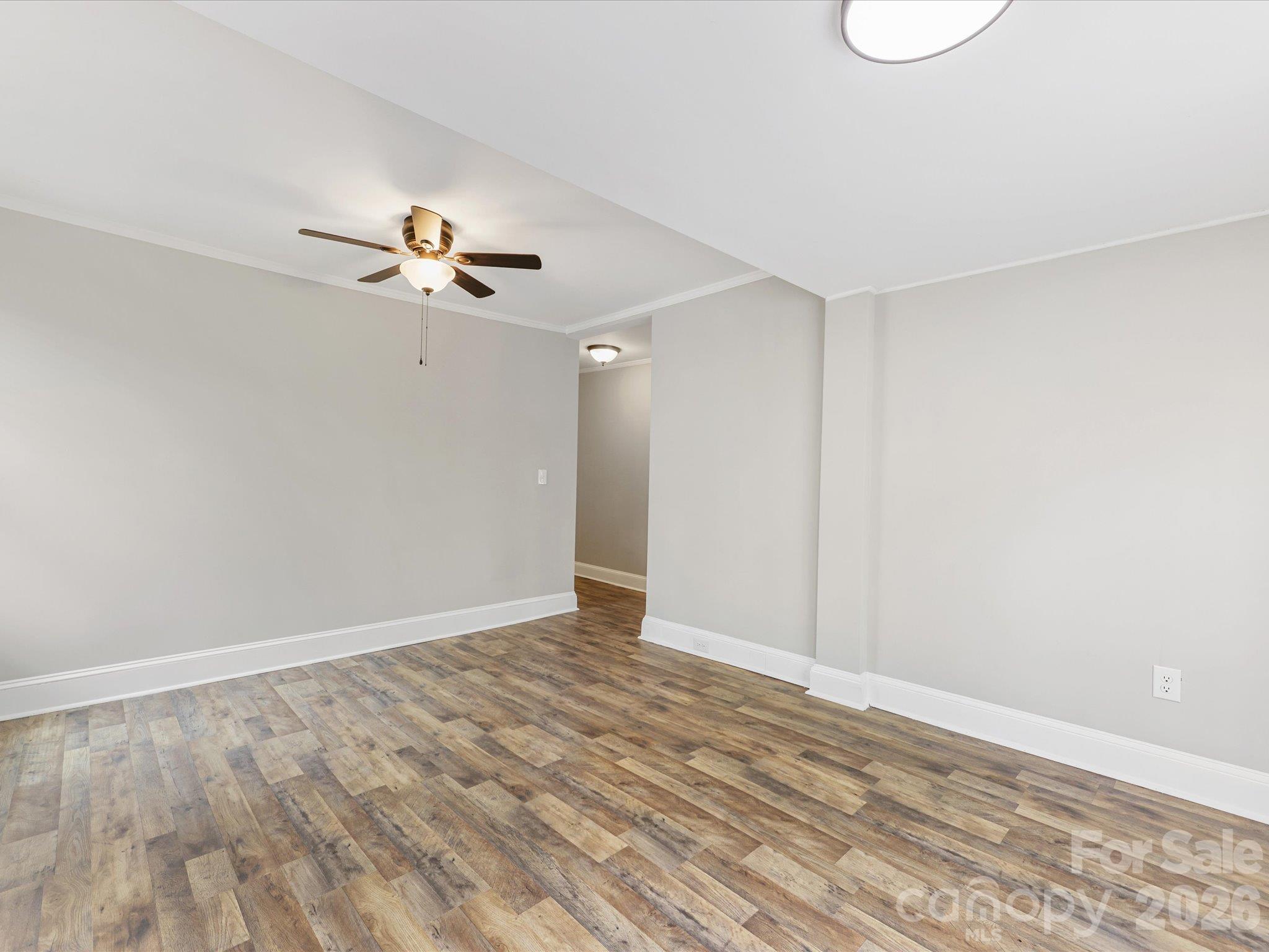 Family Room - 721 Broad Street, Kannapolis