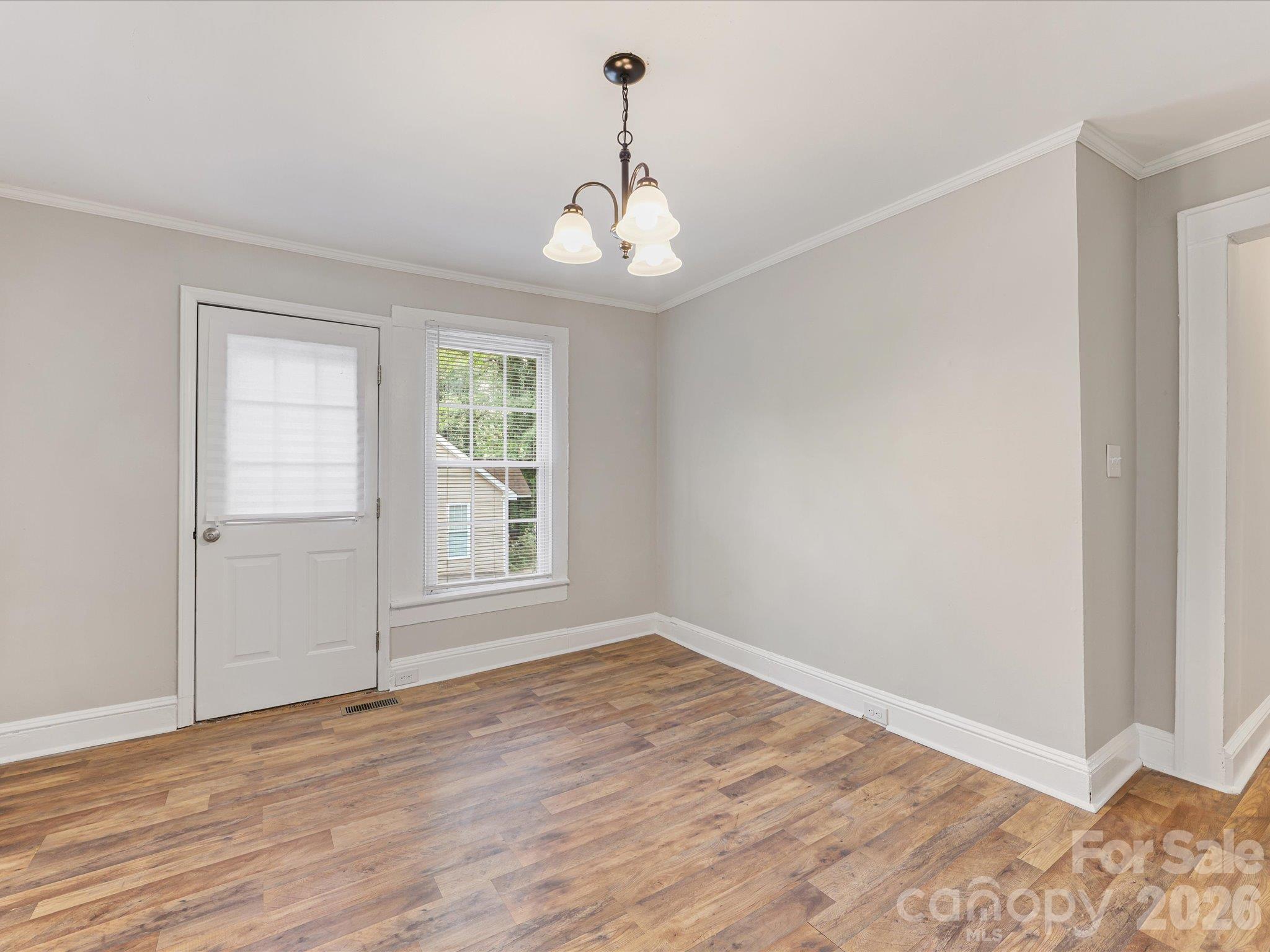Dining space - 721 Broad Street, Kannapolis