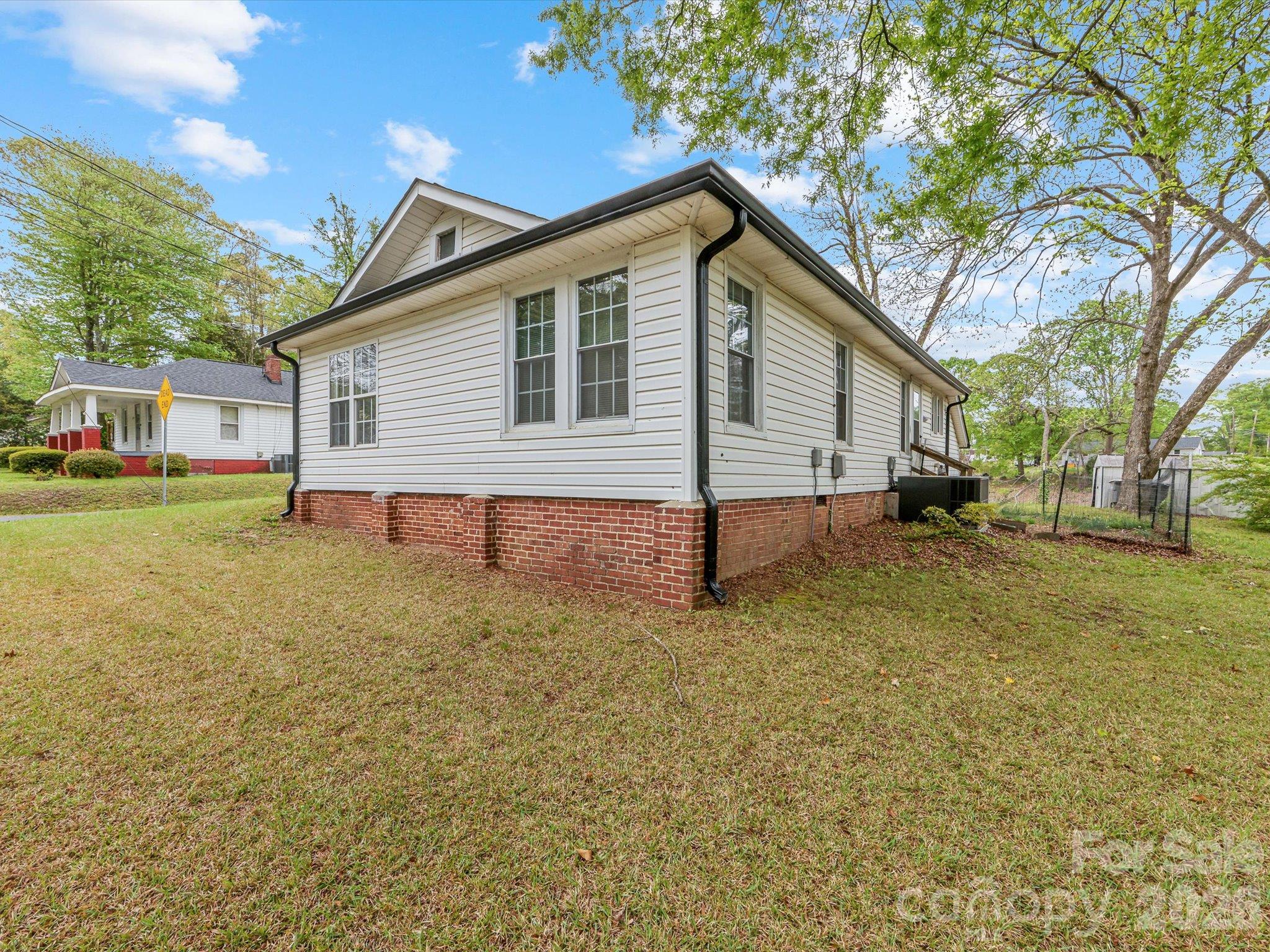 Single Family Residence at 721 Broad Street, Kannapolis, photo 31 of 31