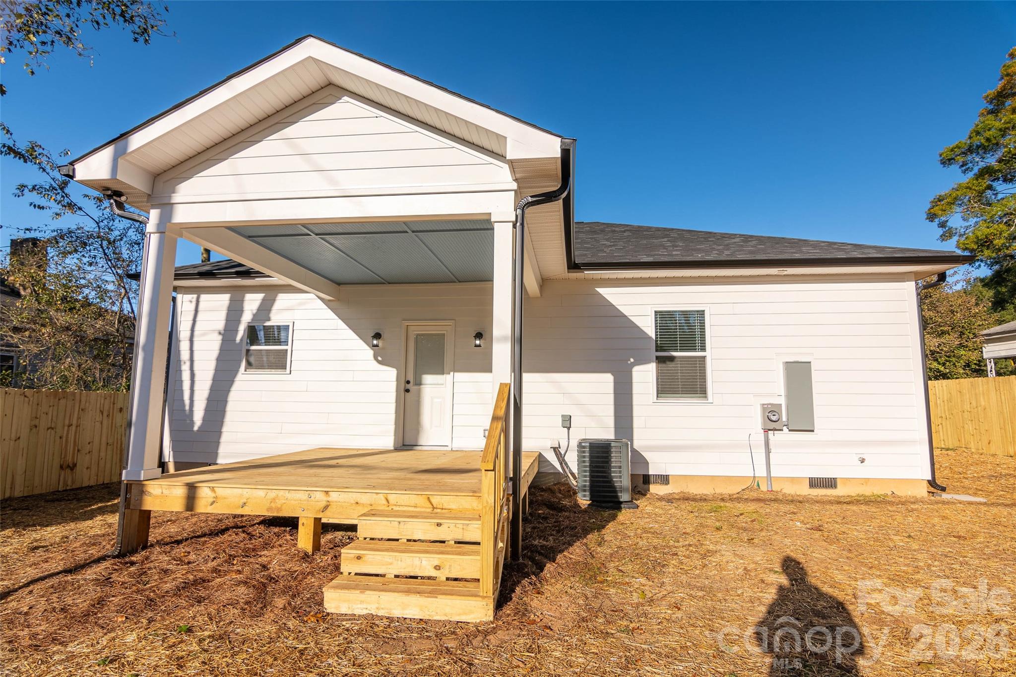 Single Family Residence at 719 Smith Street, Shelby, photo 26 of 30