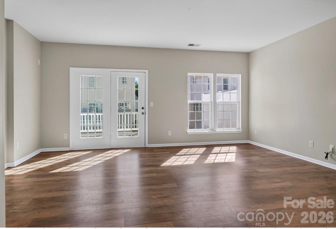 Townhouse at 11757 Fiddlers Roof Lane, Charlotte, photo 5 of 19