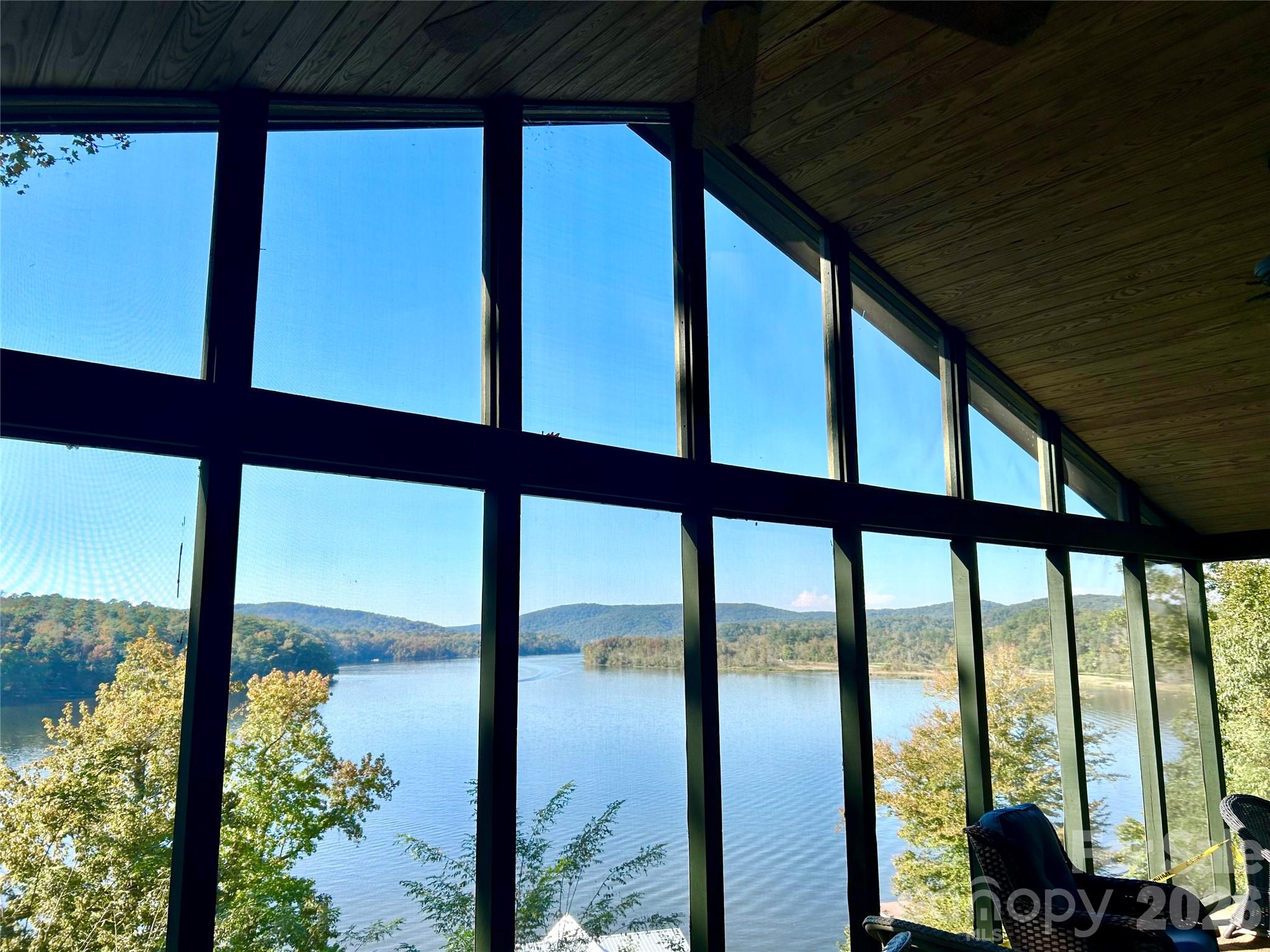 1272 Island Creek Drive
