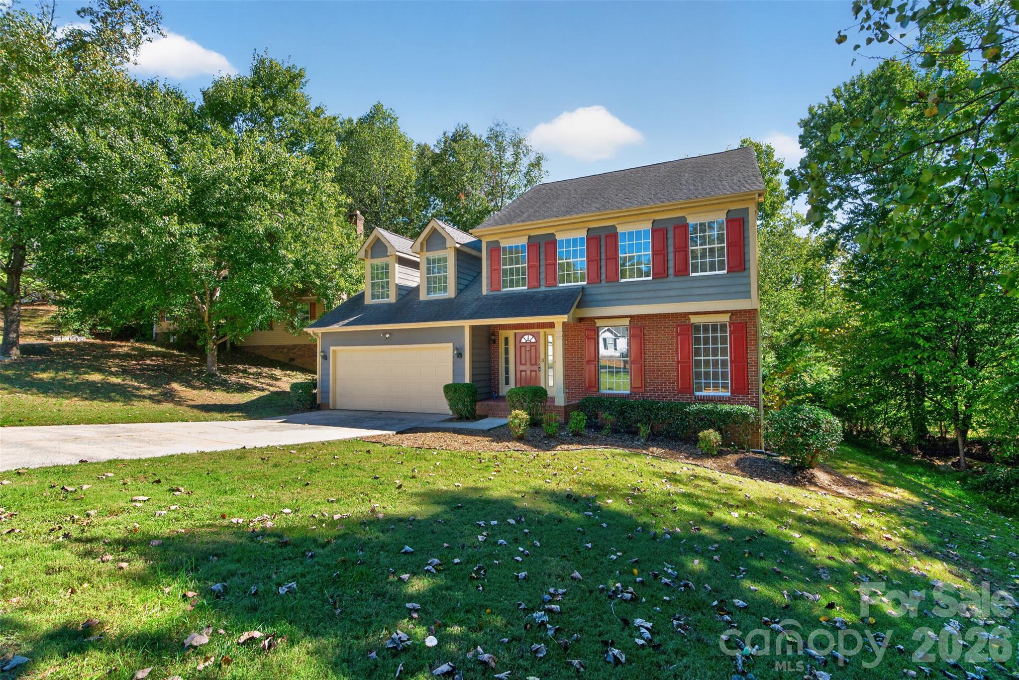 Single Family Residence at 12427 Woodside Falls Road, Pineville, photo 4 of 48